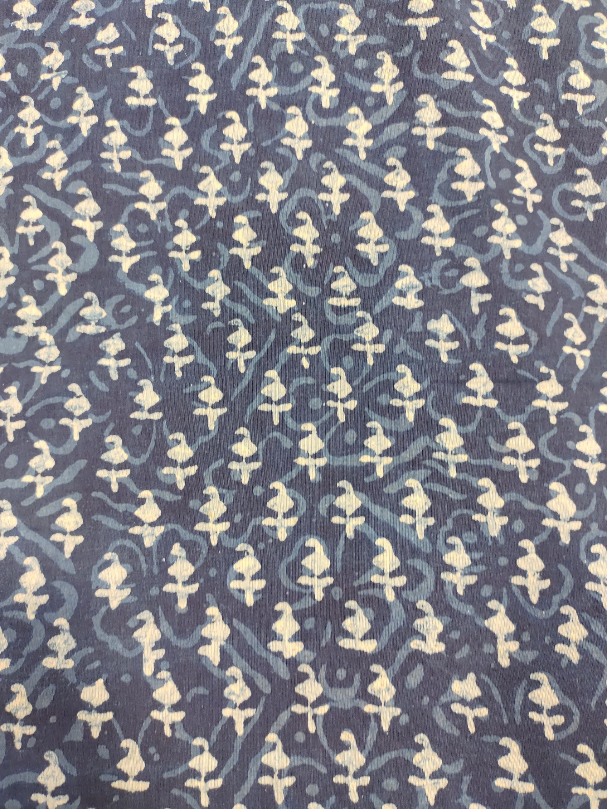 Indigo with small motifs print