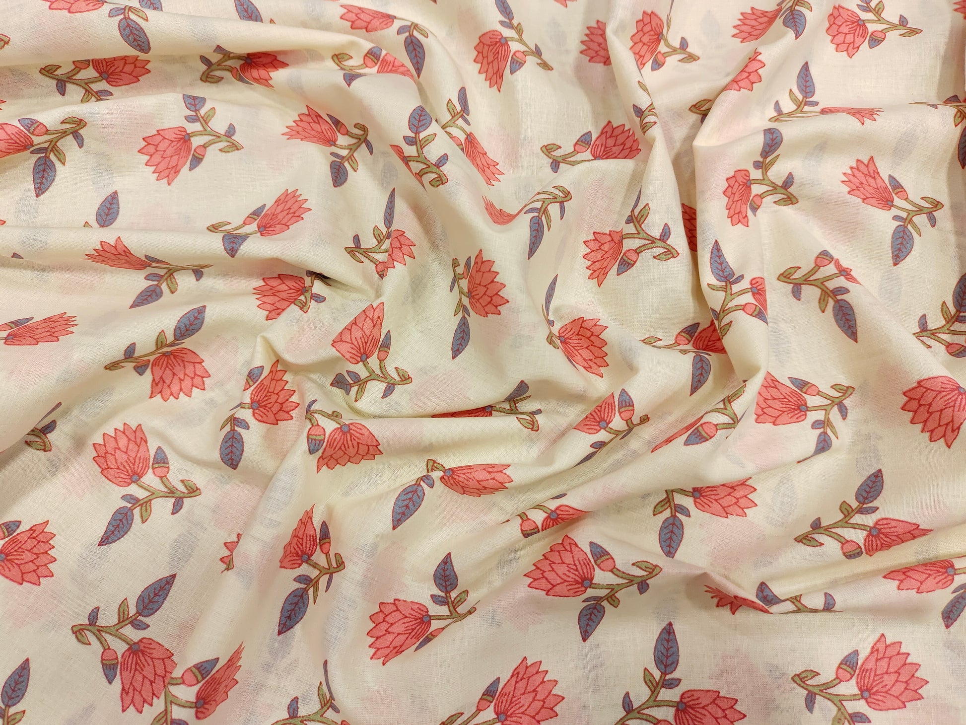 Cream base with tomato flowers print