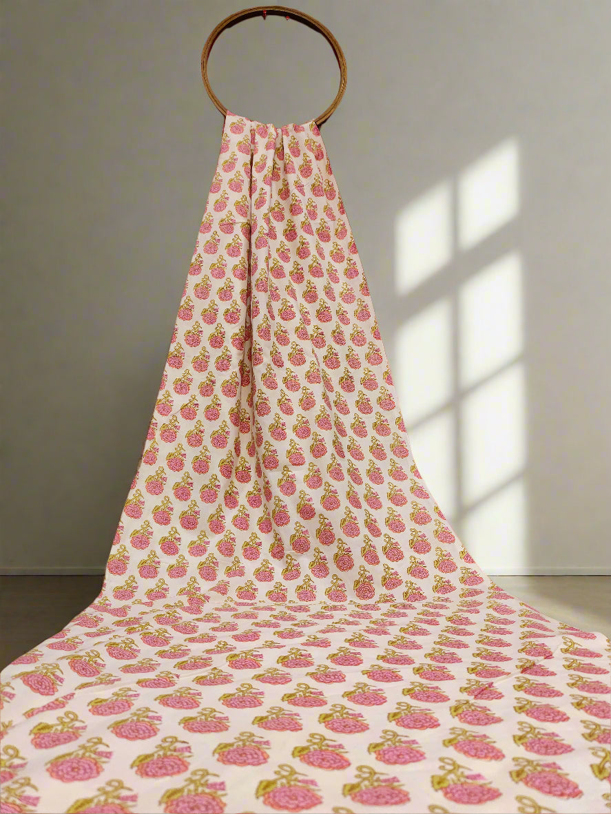 Double shaded flowers on a cream base