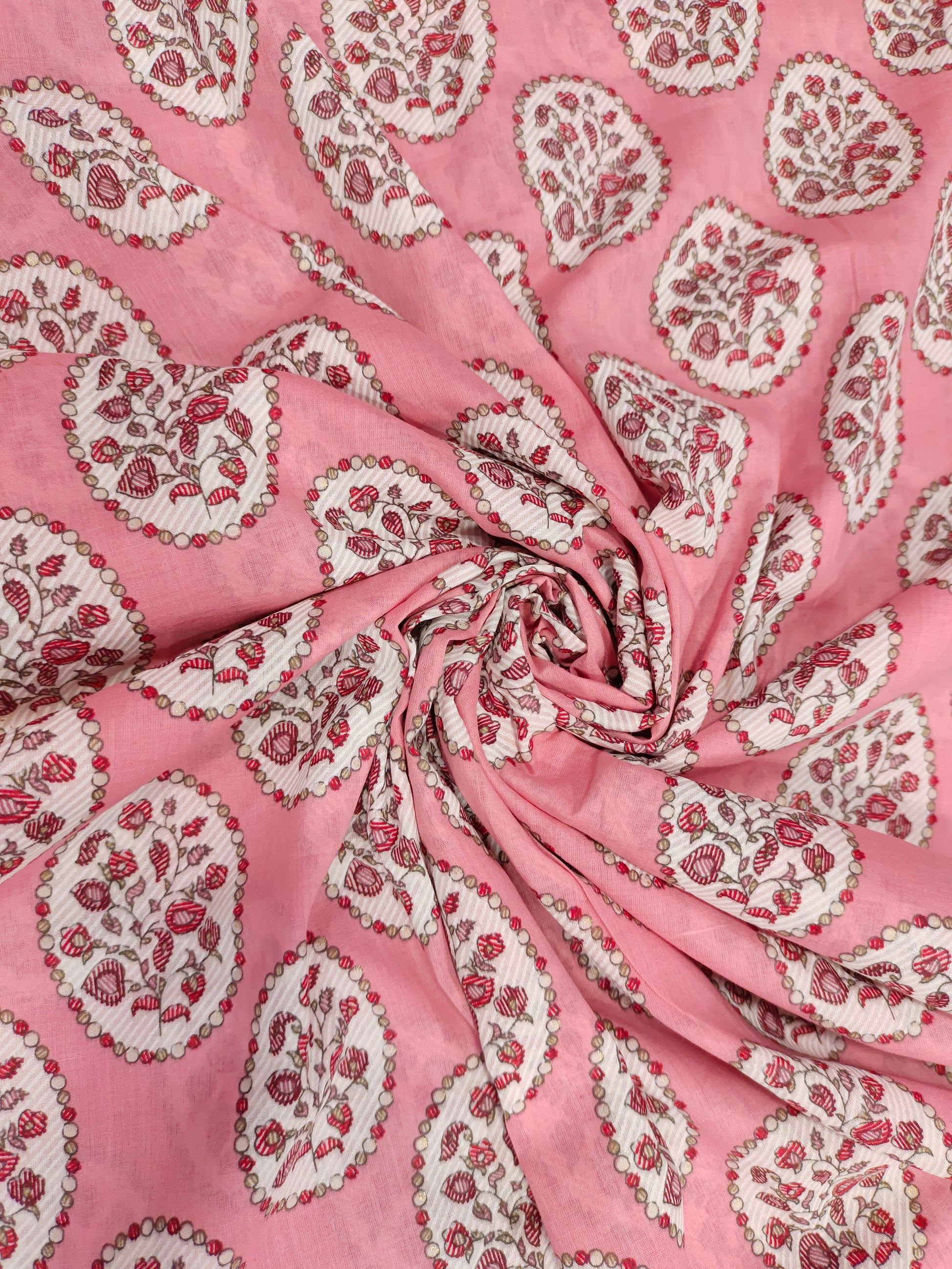100% mill cotton fabric pink base