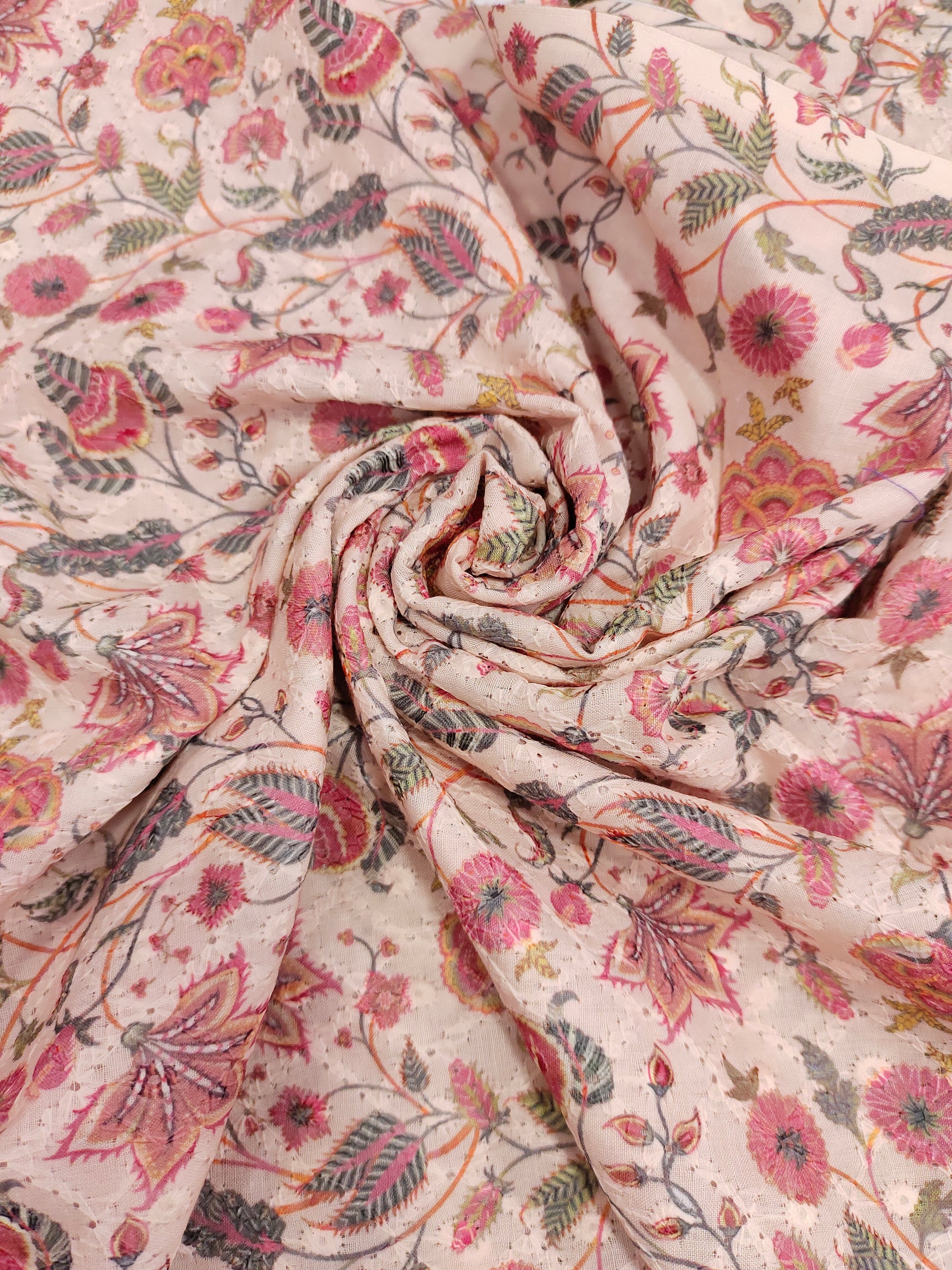 Cotton chikan with digital print with tomota color highlights