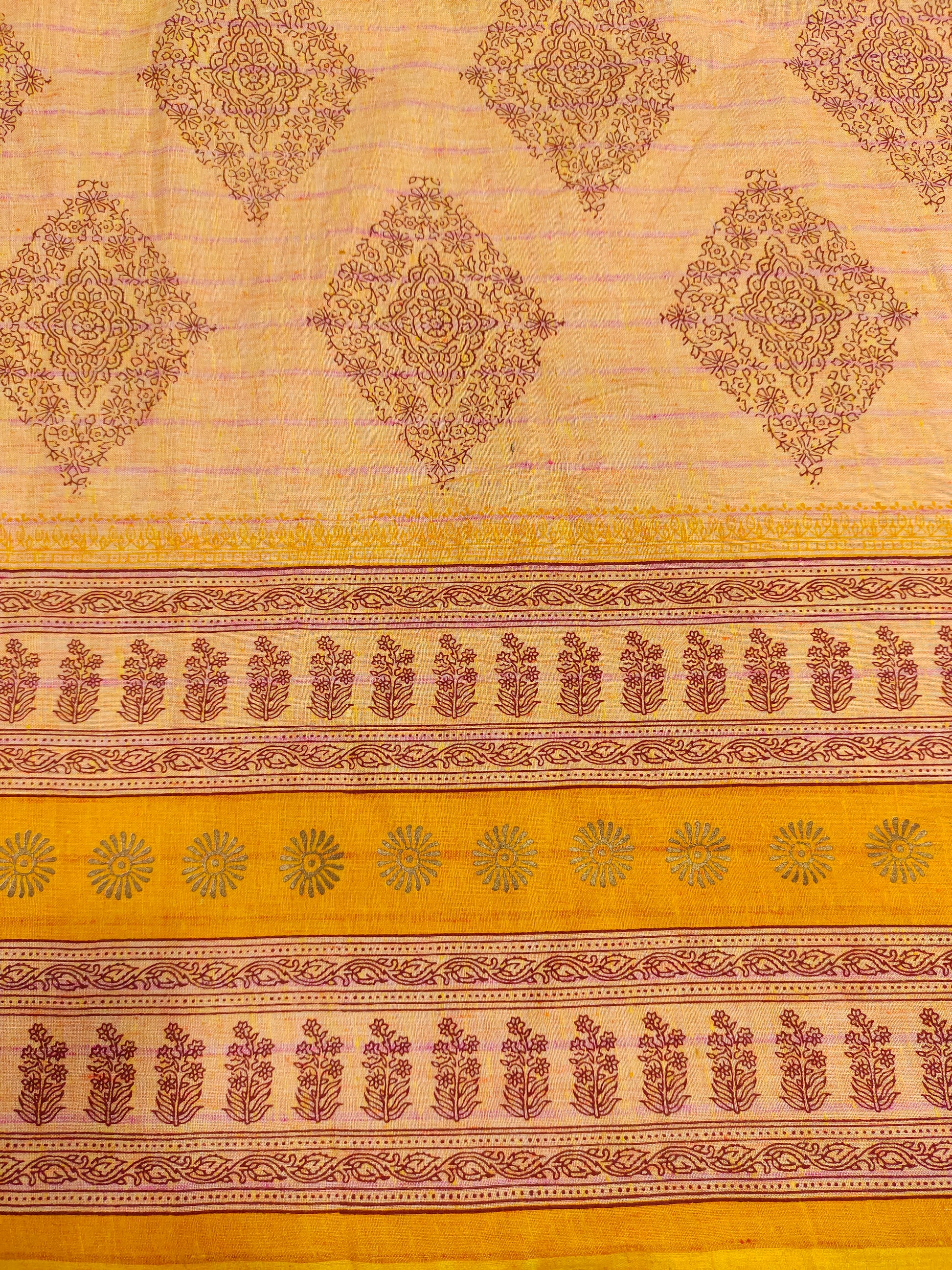 Cotton handblock print with big motifs and daman border
