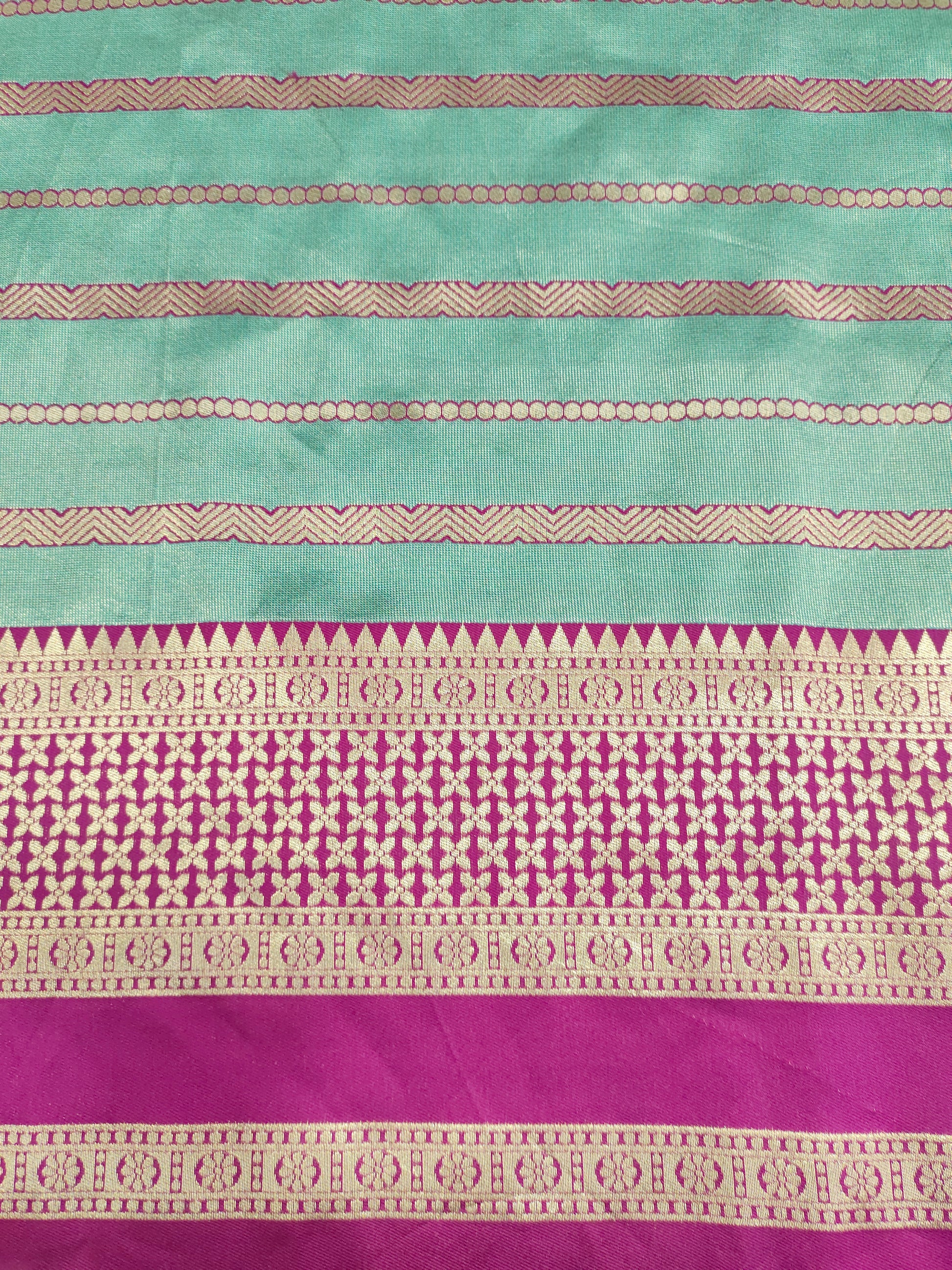 Sea green with magenta color