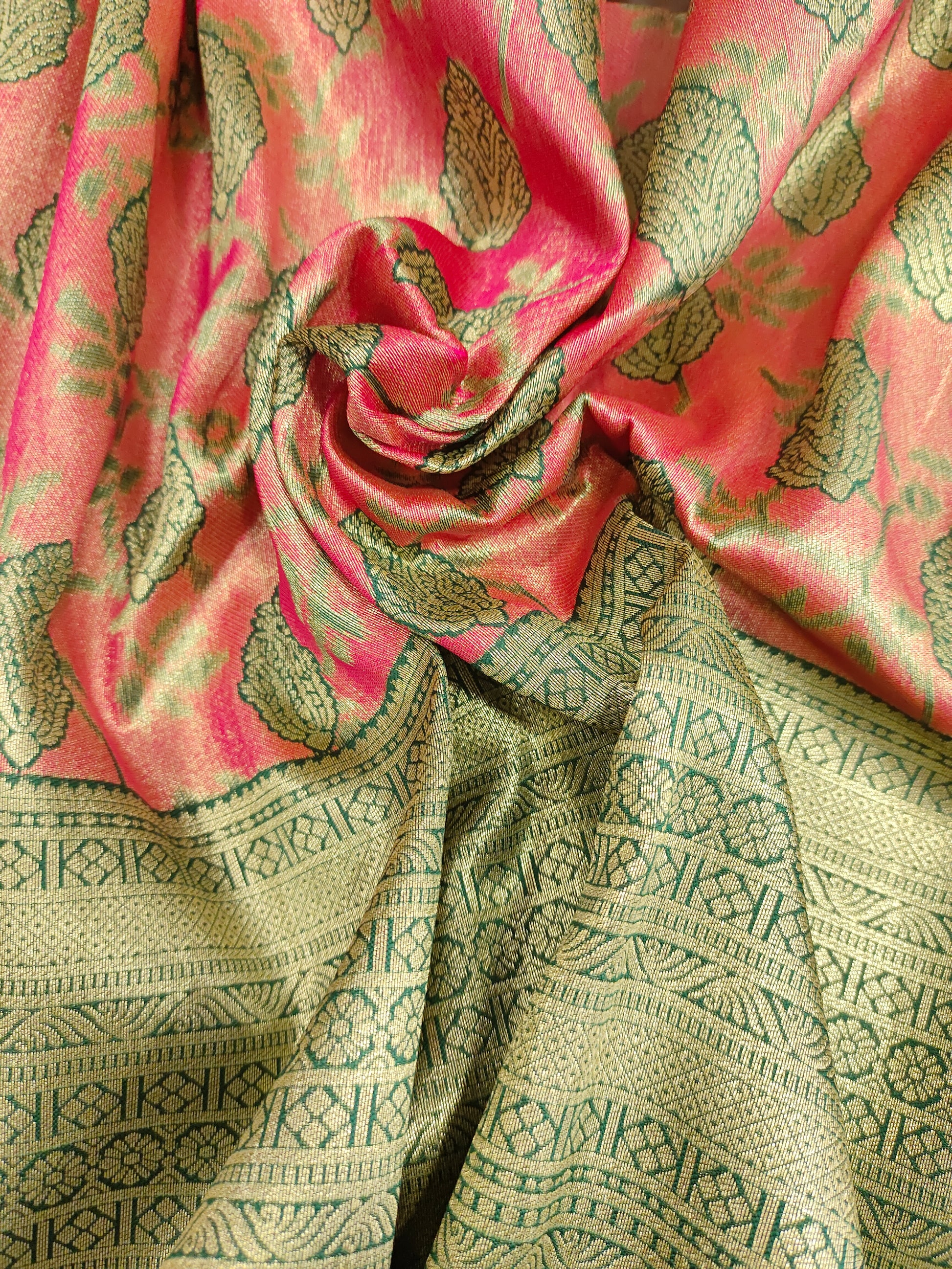 Banarasi silk border with tomato and green color