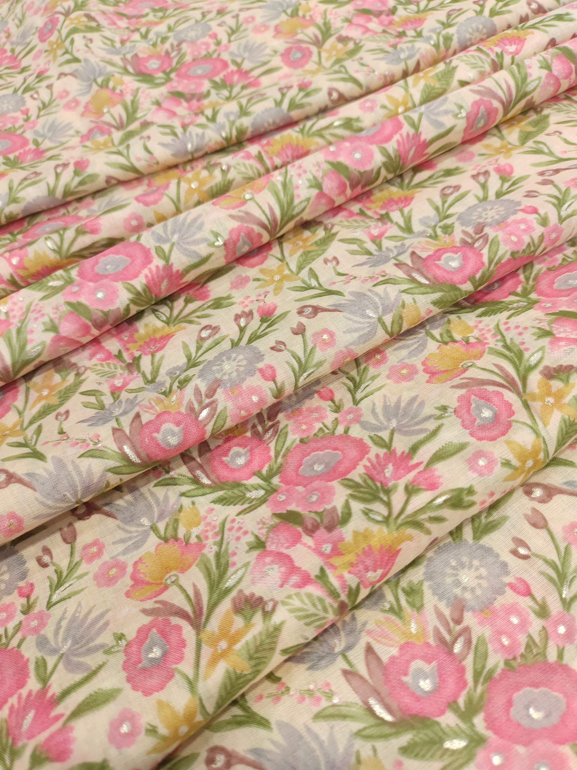Mull cotton foil with floral print