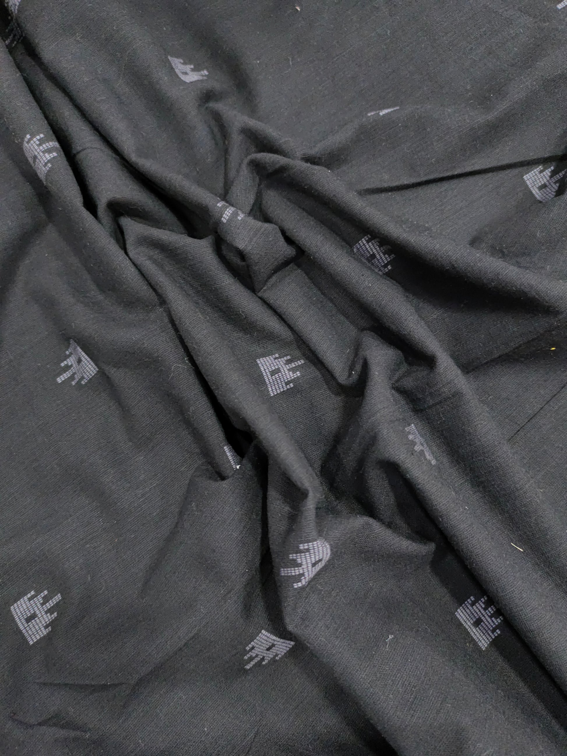 South cotton Jacqard cut butti black