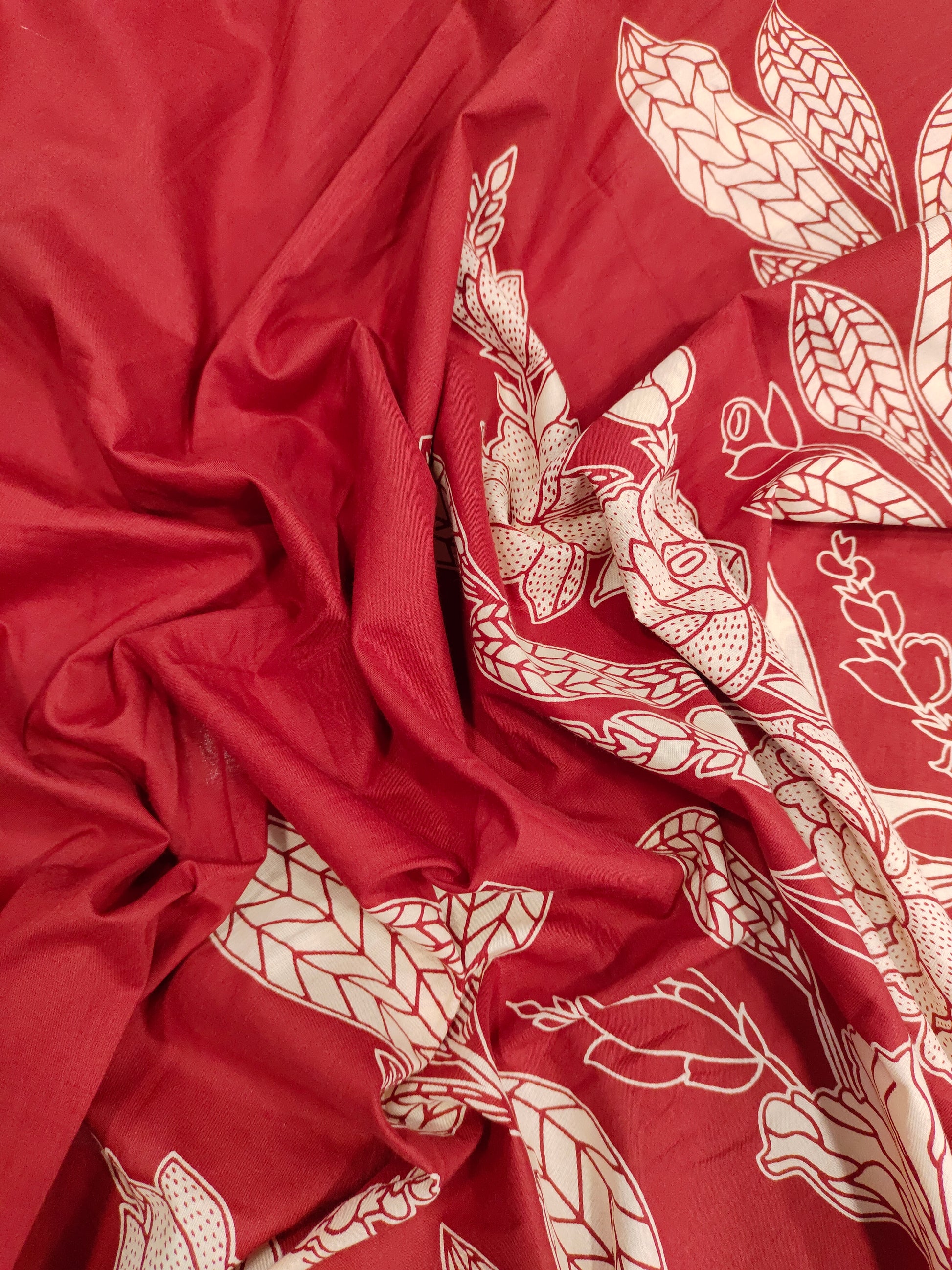 Jaipur cotton daman print on red fabric