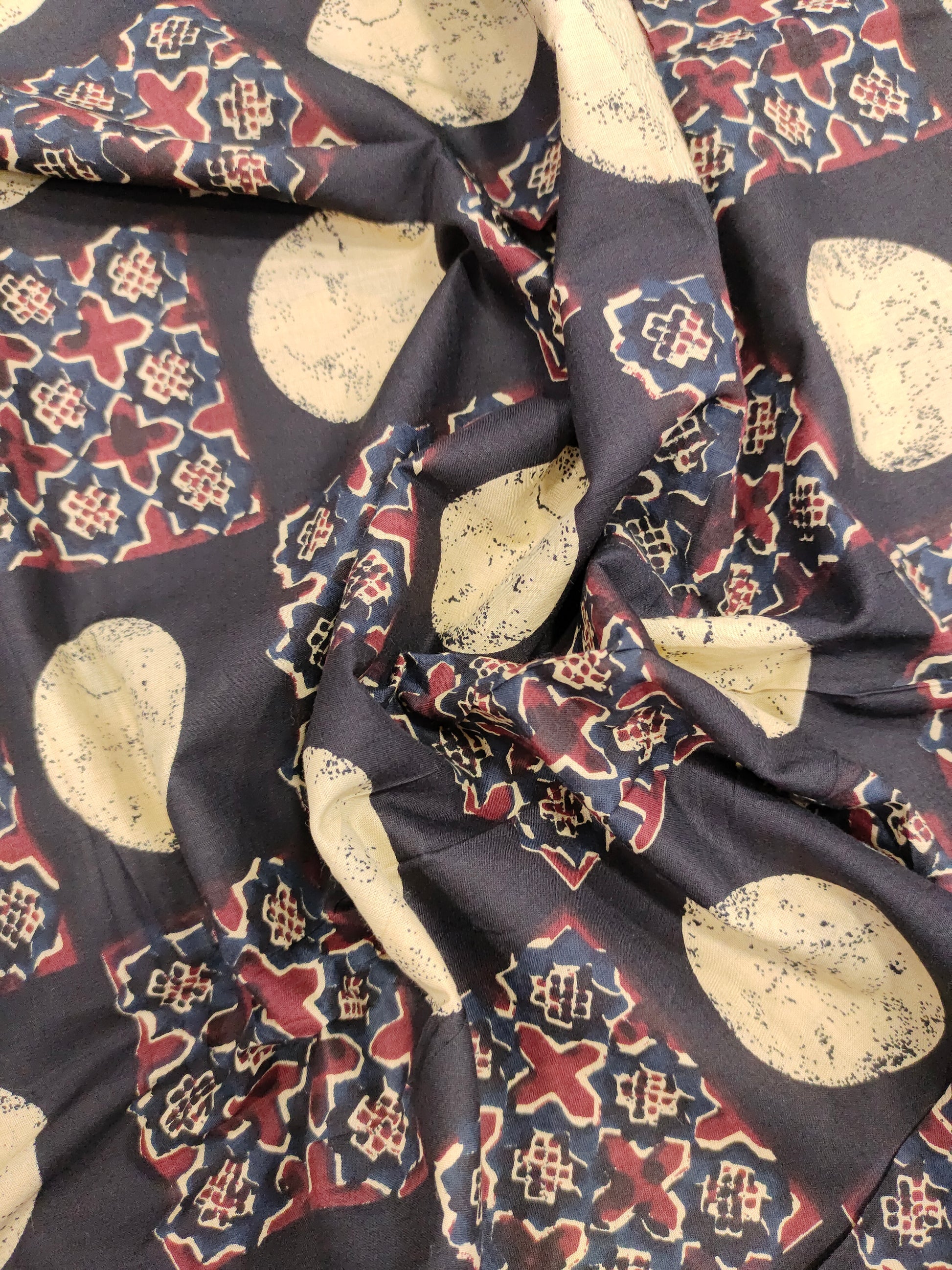 Black cotton print fabric with marron & blue