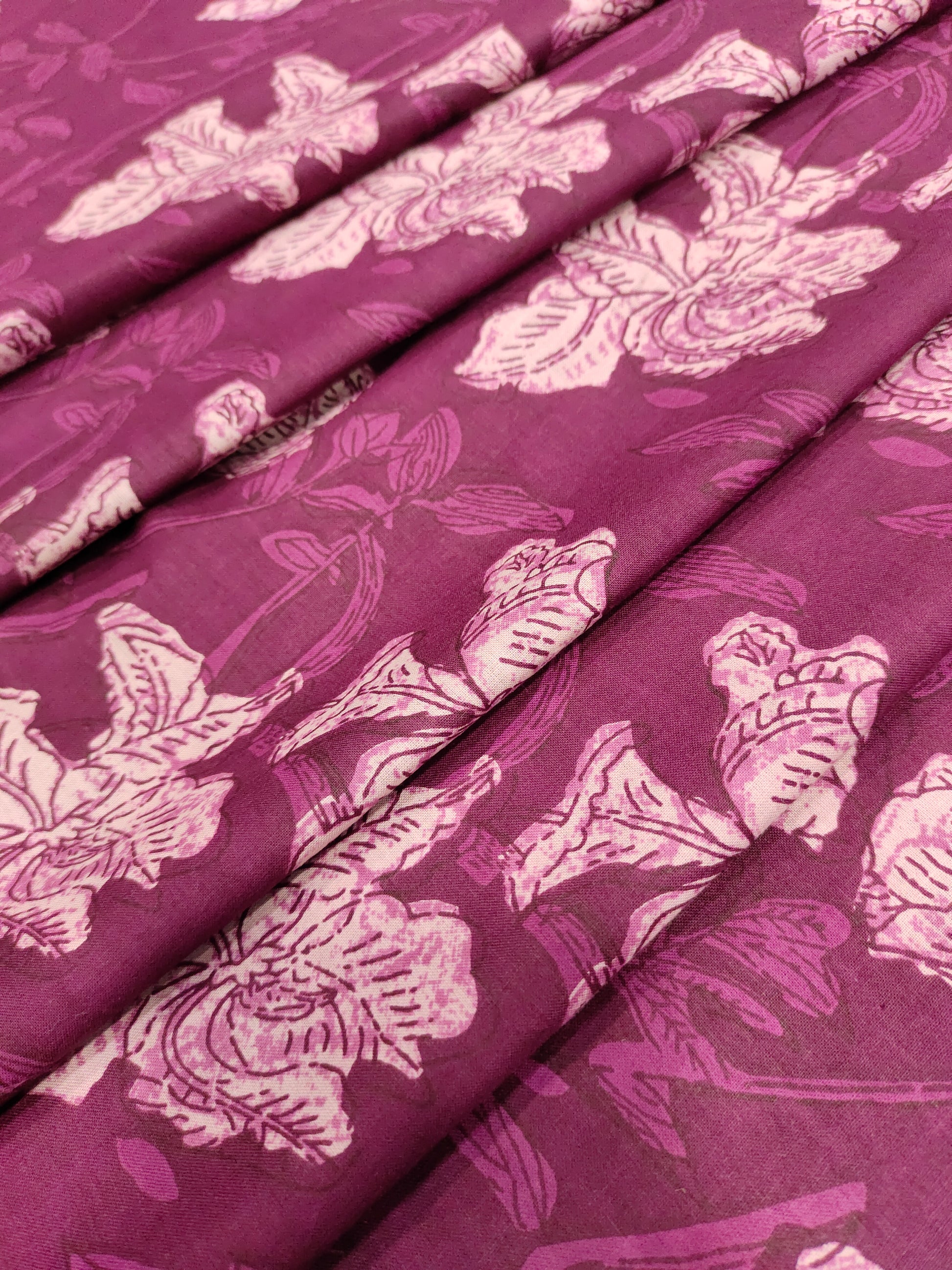 Cotton screen print fabric wine color