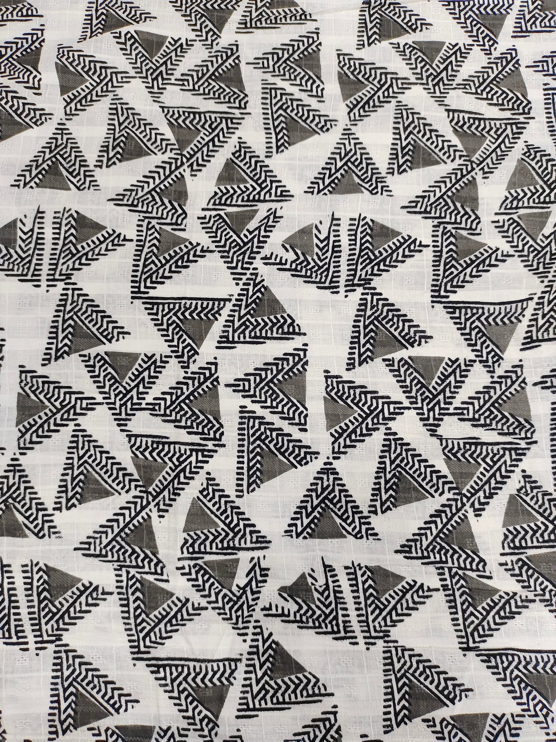 Cotton screen print fabric with triangles