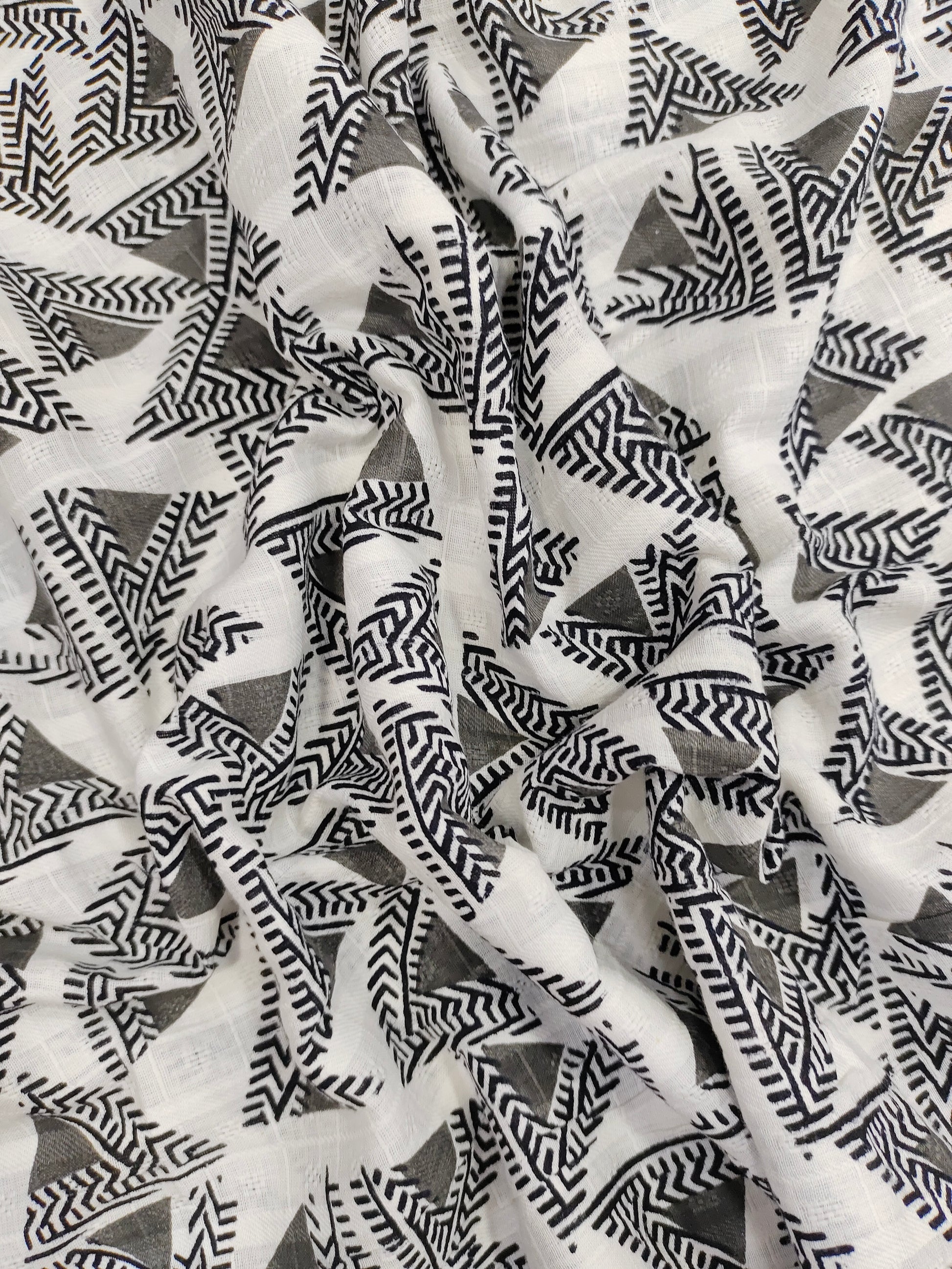 Cotton screen print fabric with triangles
