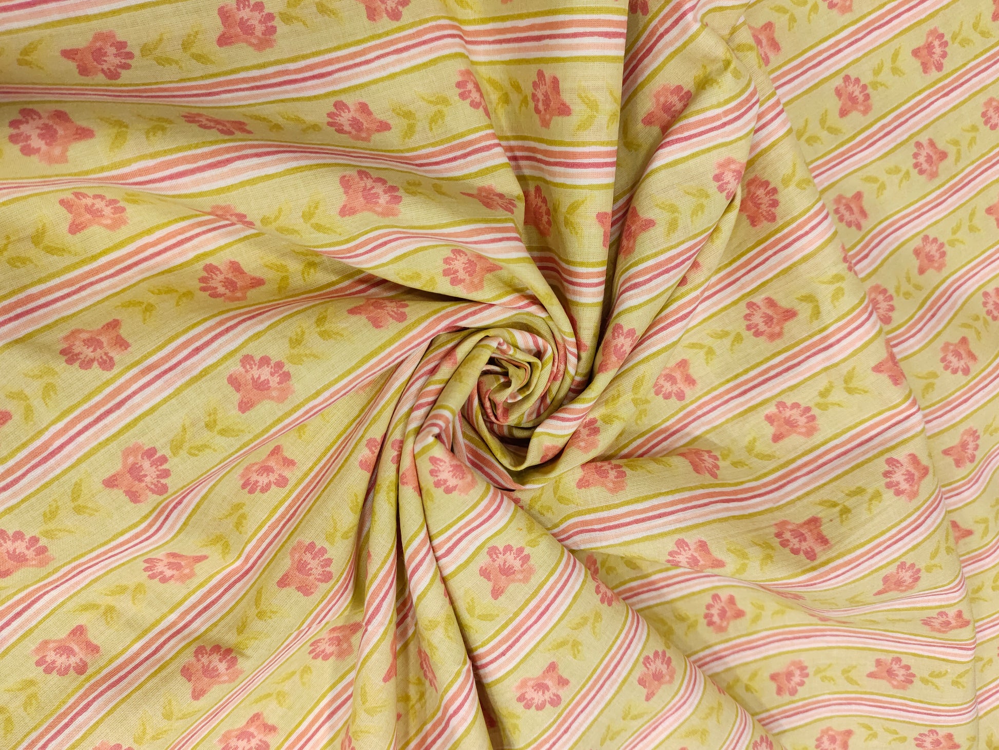 Yellow and peach stripes print