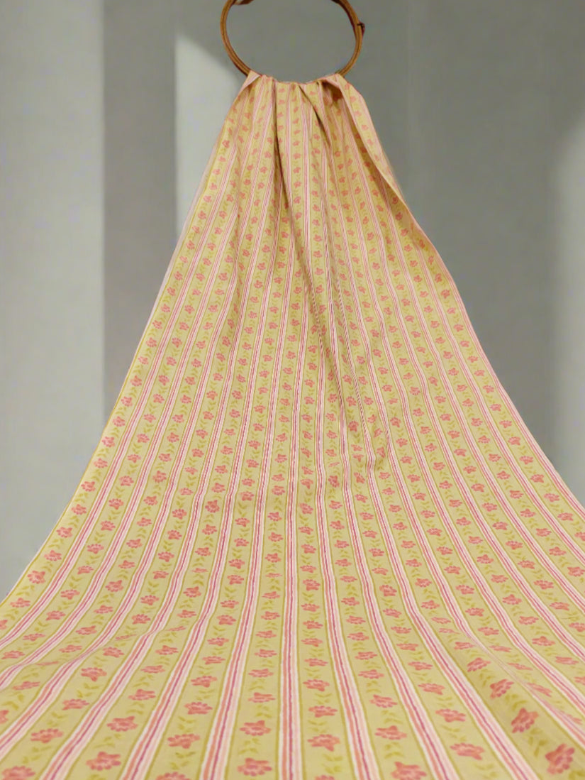 Yellow and peach stripes print