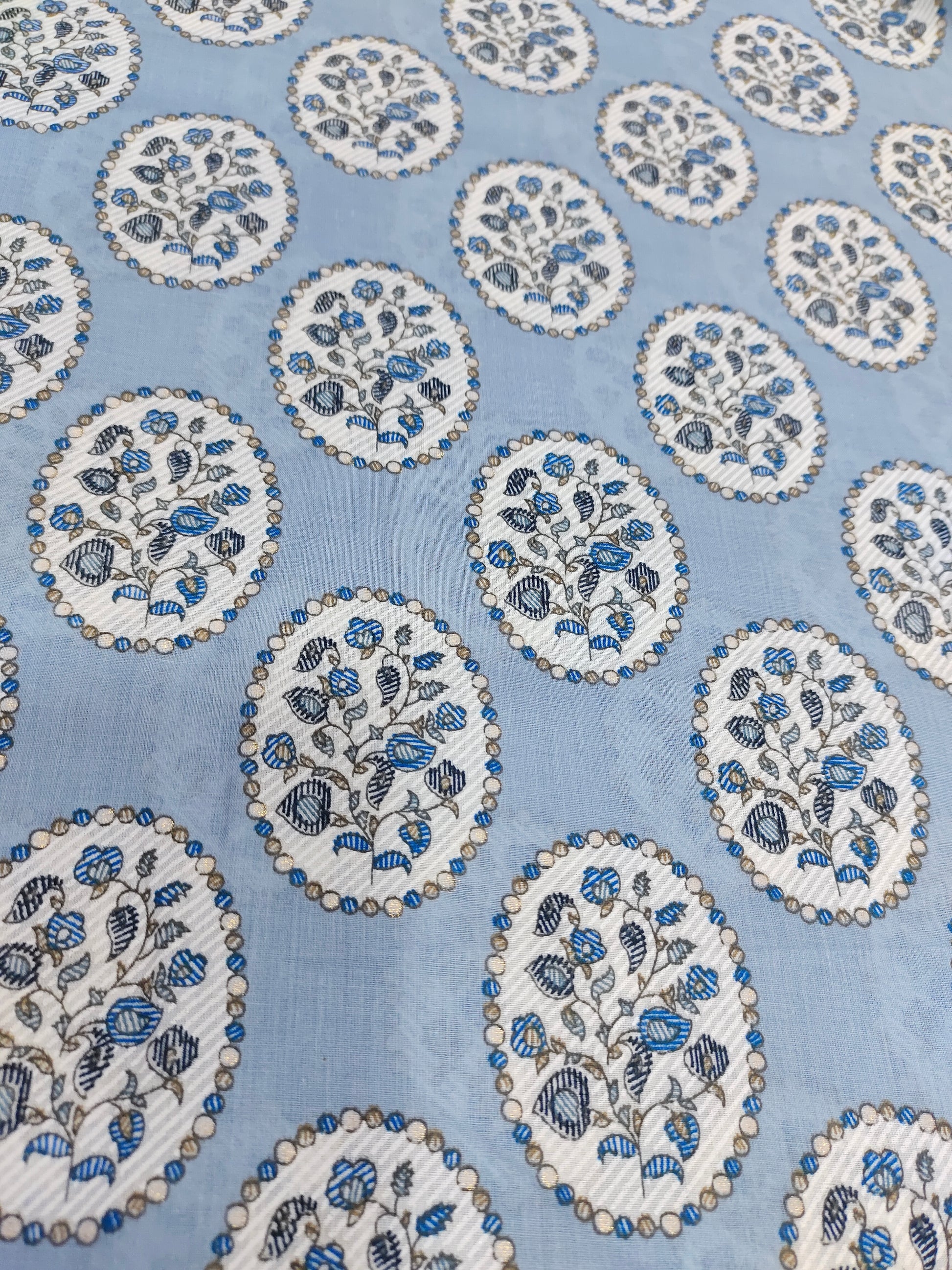 Cotton screen print blue color