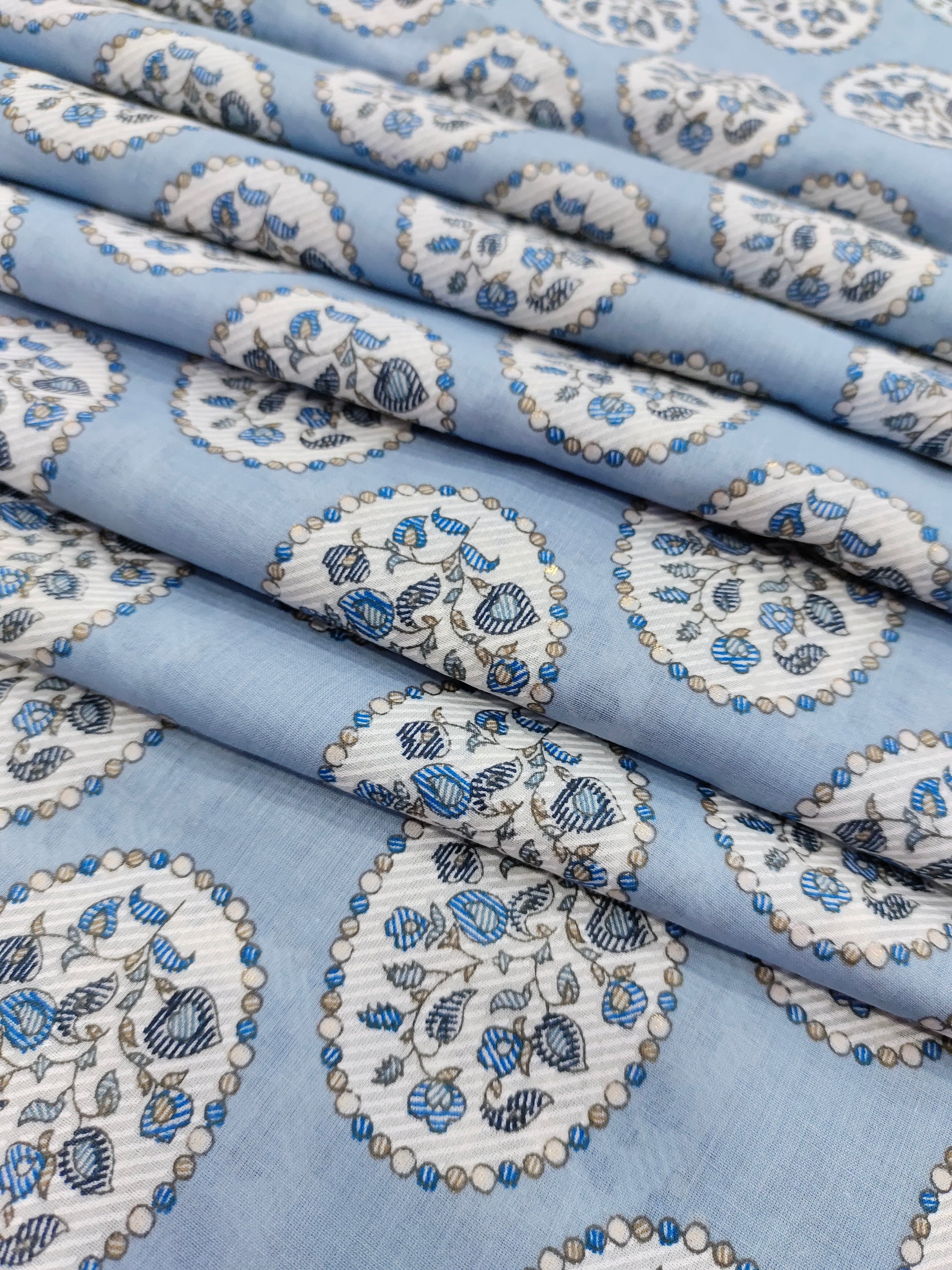 Cotton screen print blue color
