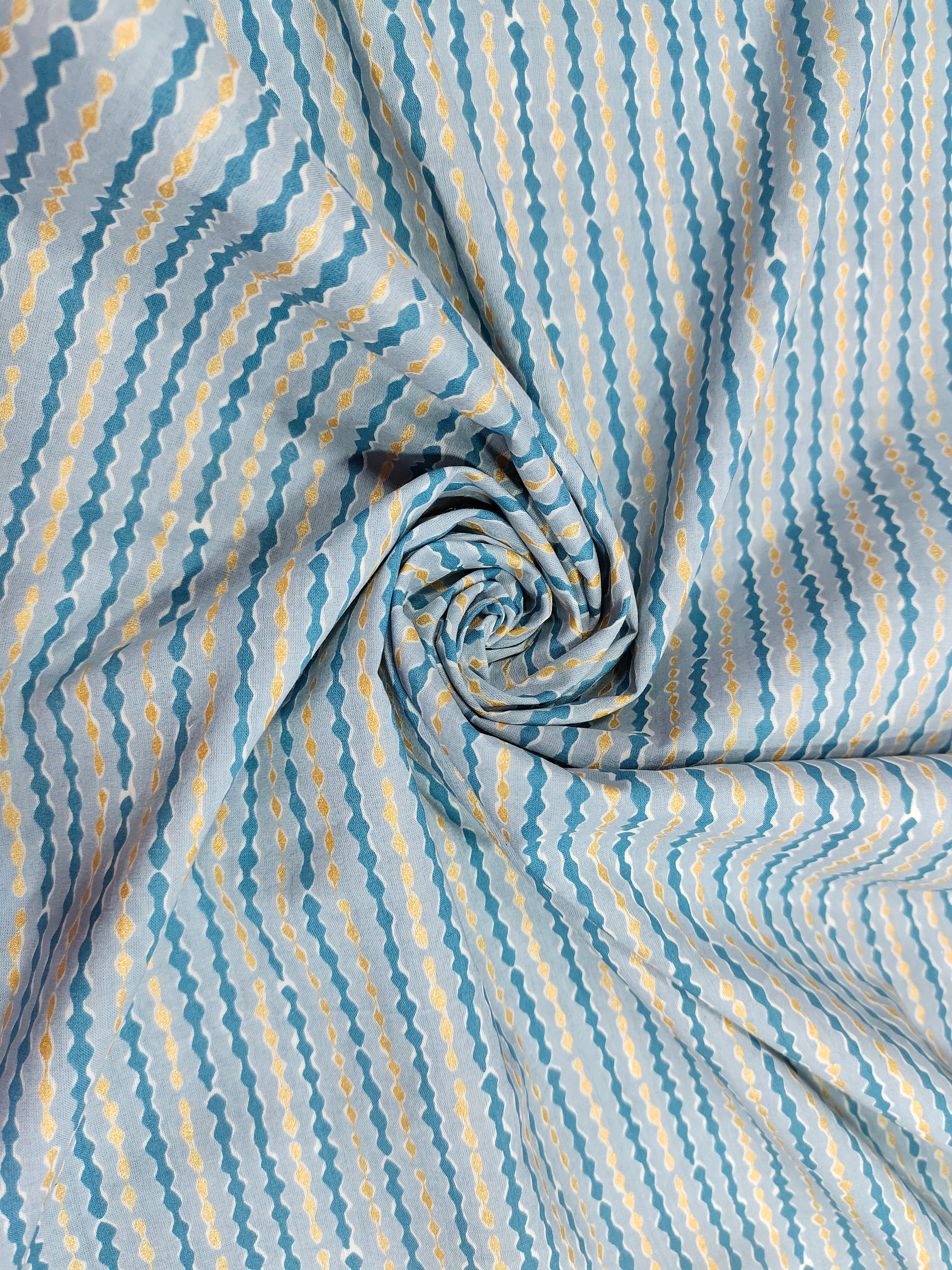 Cotton screen print blue with little gold