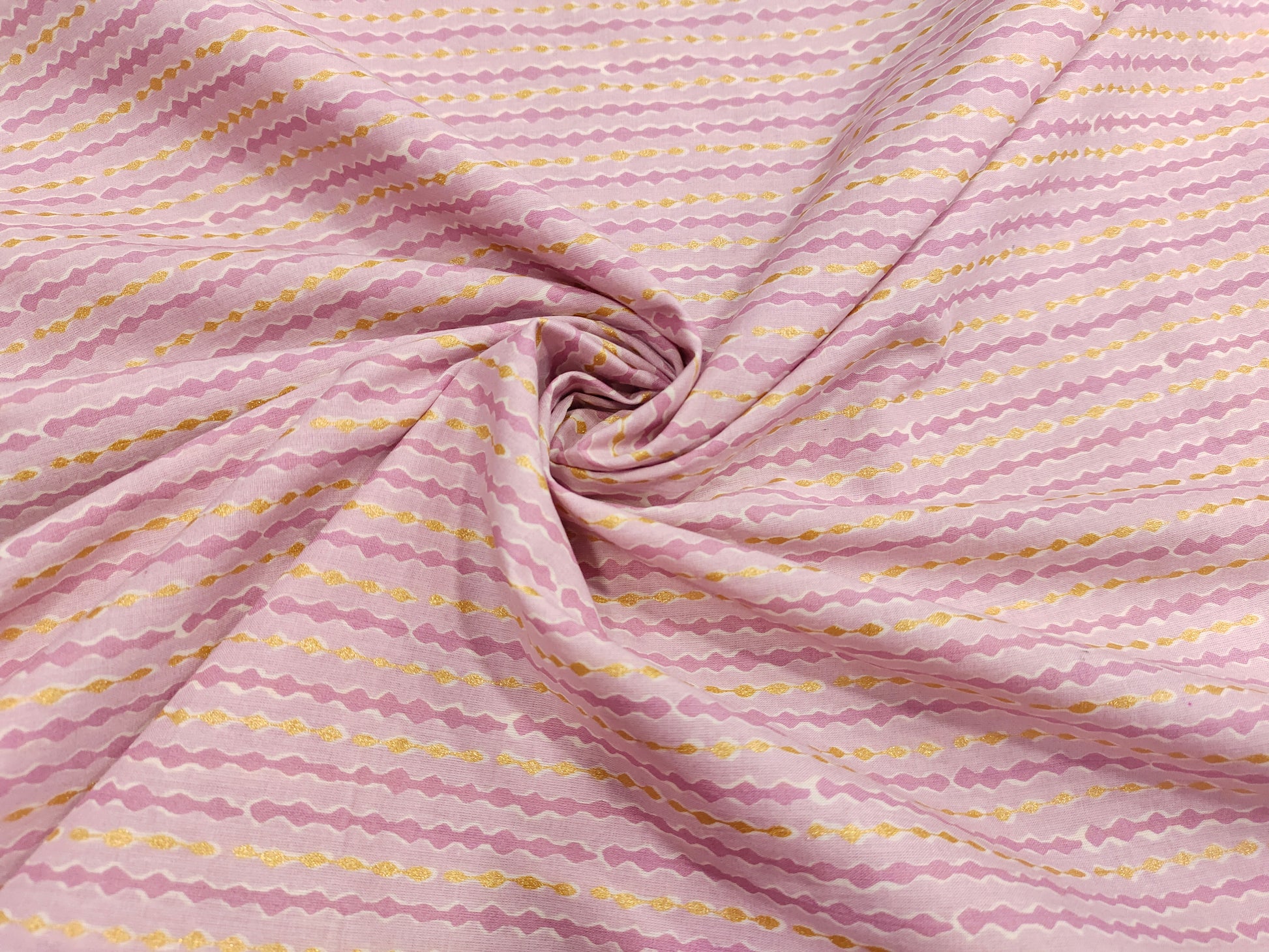cotton screen print pink with little gold