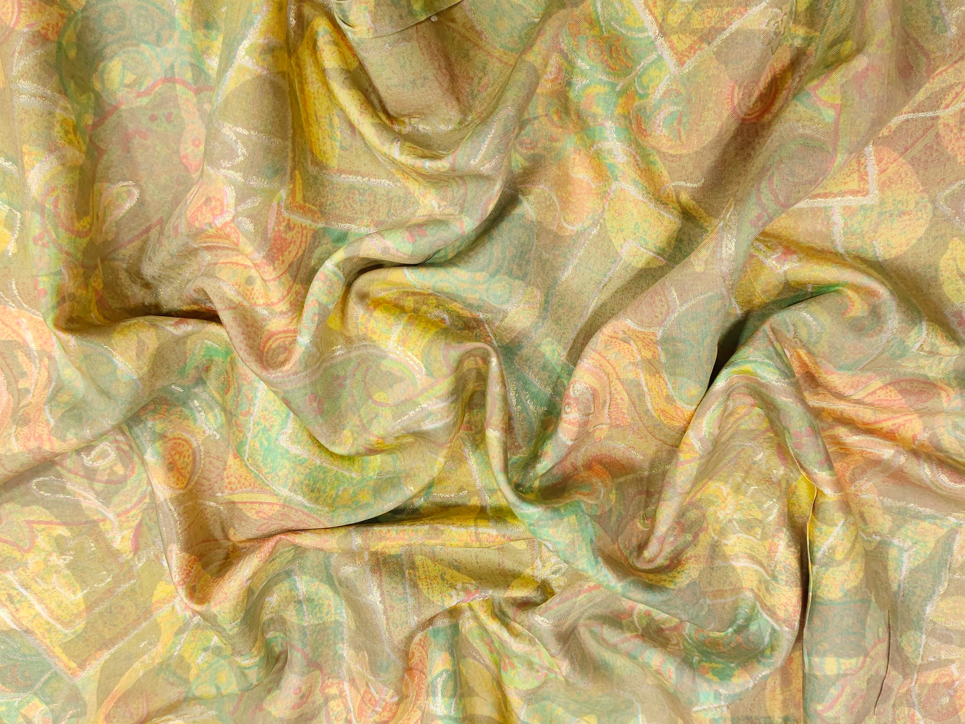 Muslin fabric with jaal print outline gold