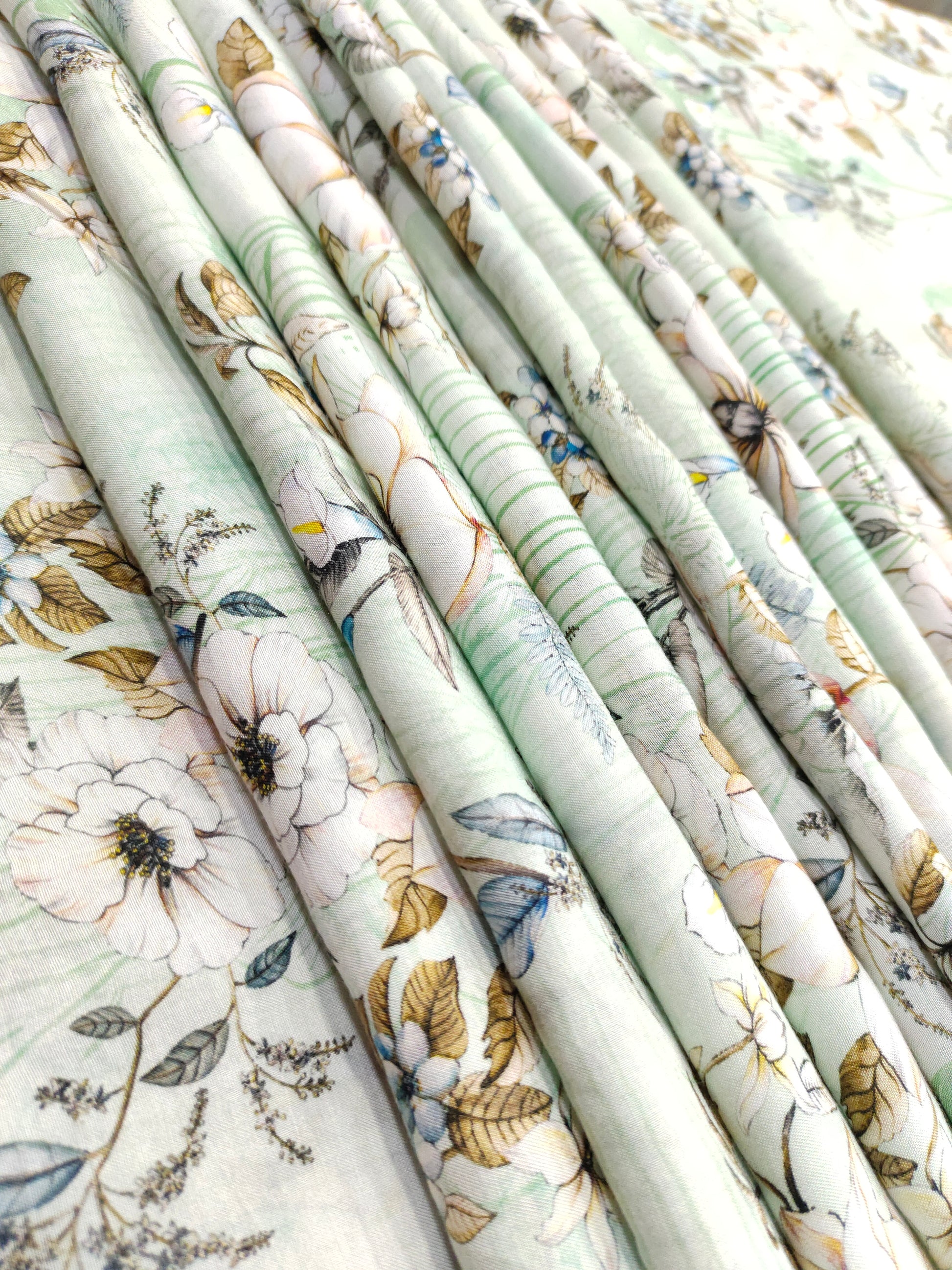 Pure viscose silk fabric with digital print