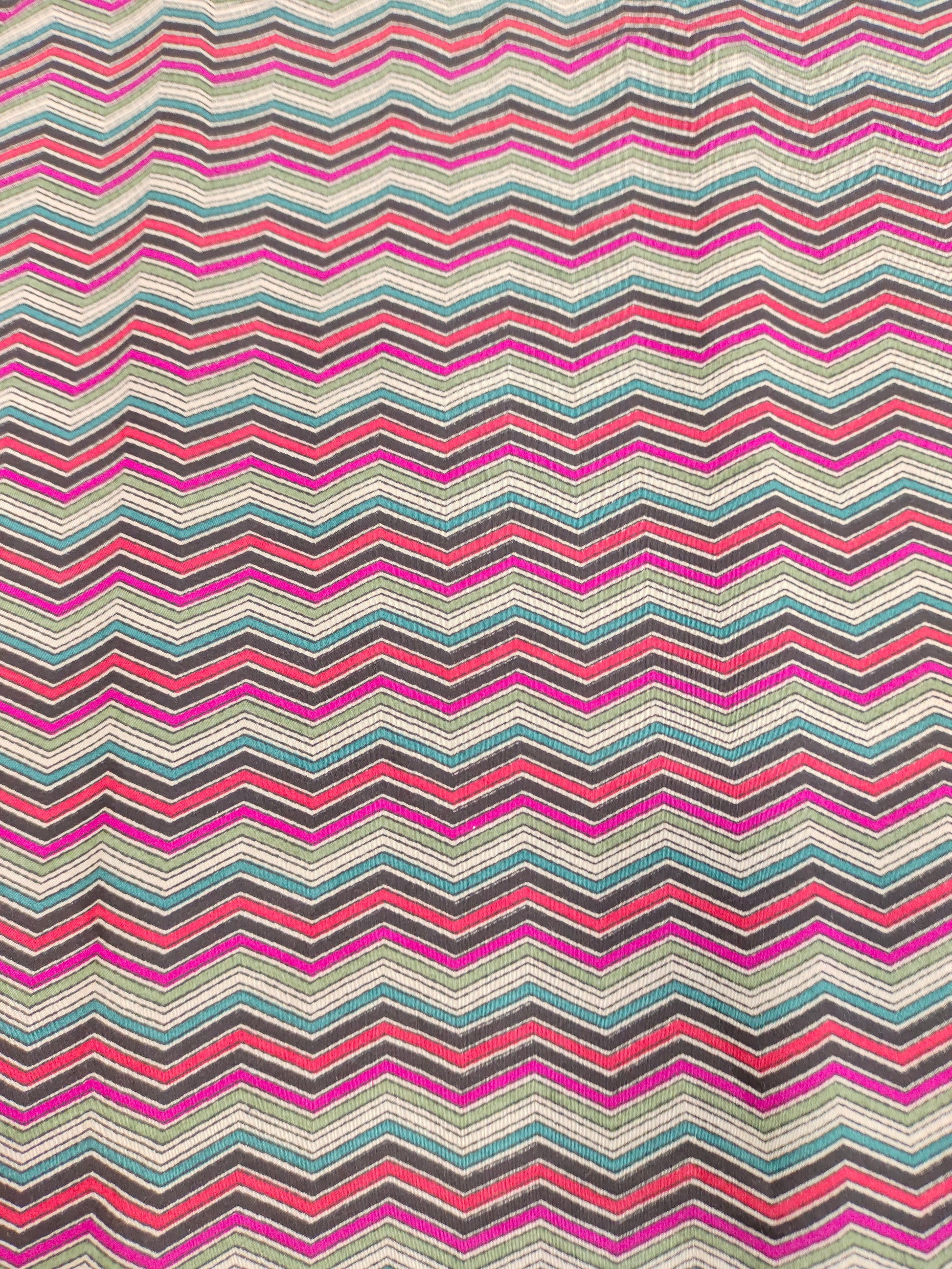 Muslin rickrack print with pink and green