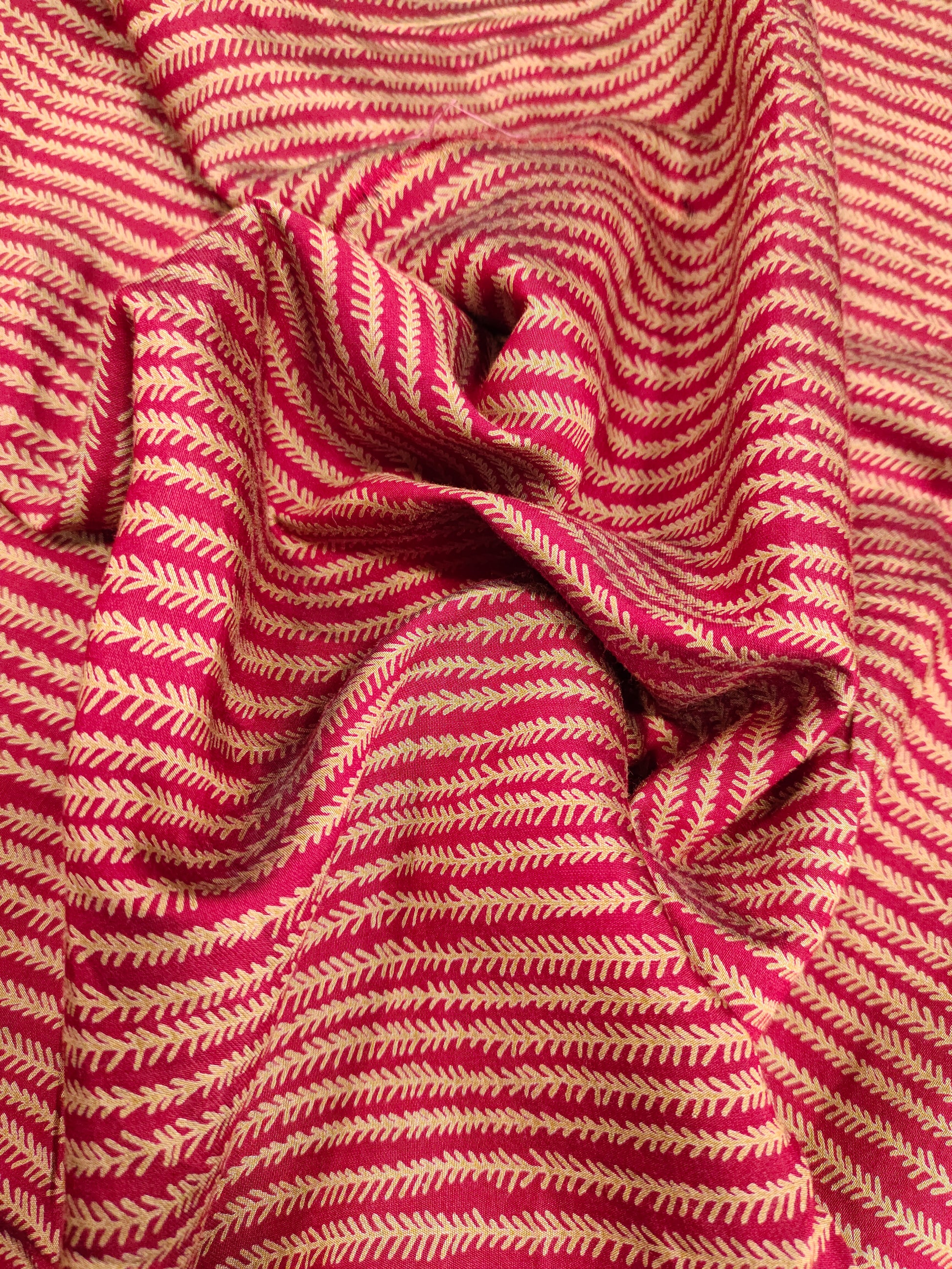 Maslin with marron and beige print