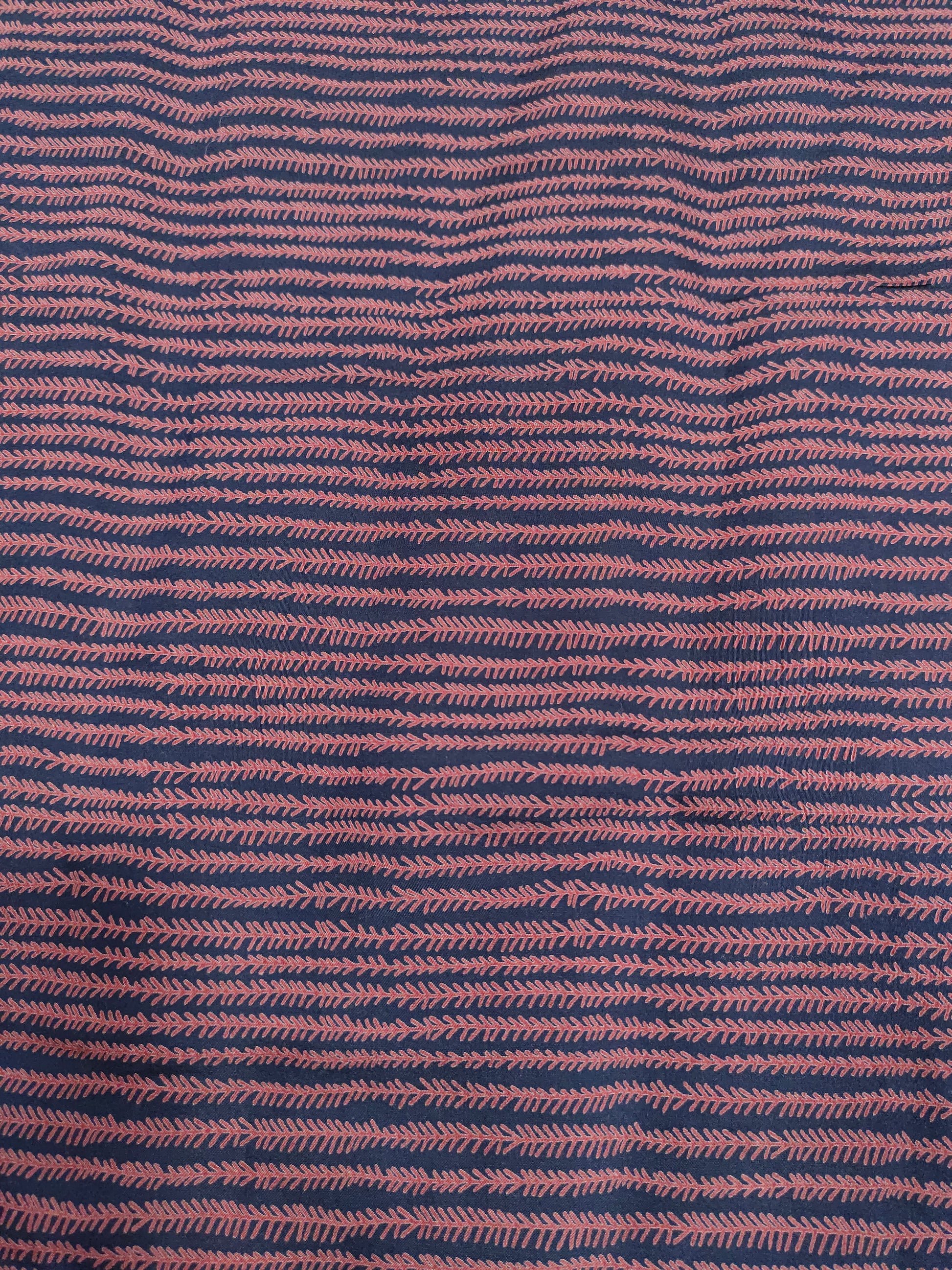maslin navy with marron stripes