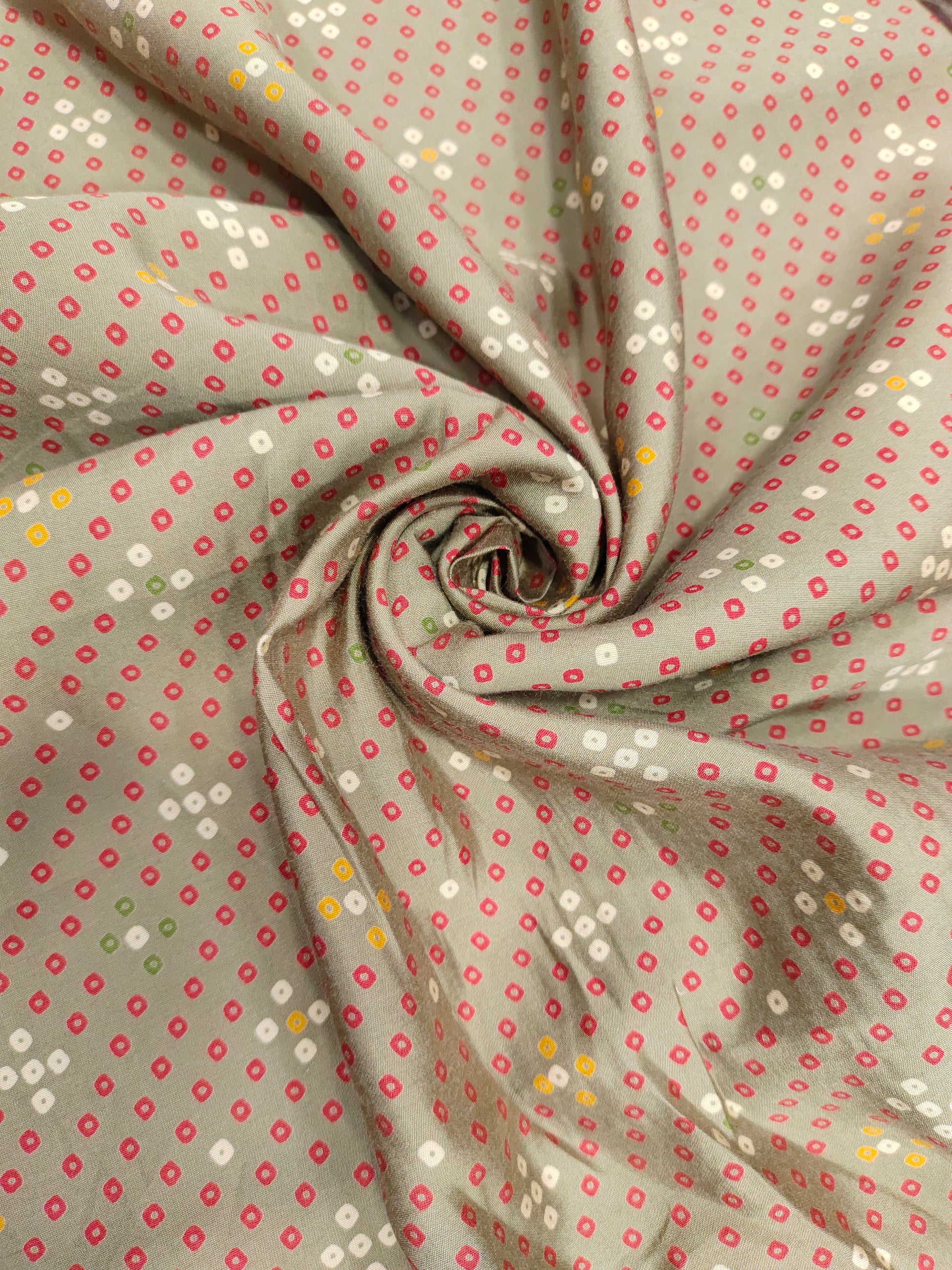Maslin with bandani print