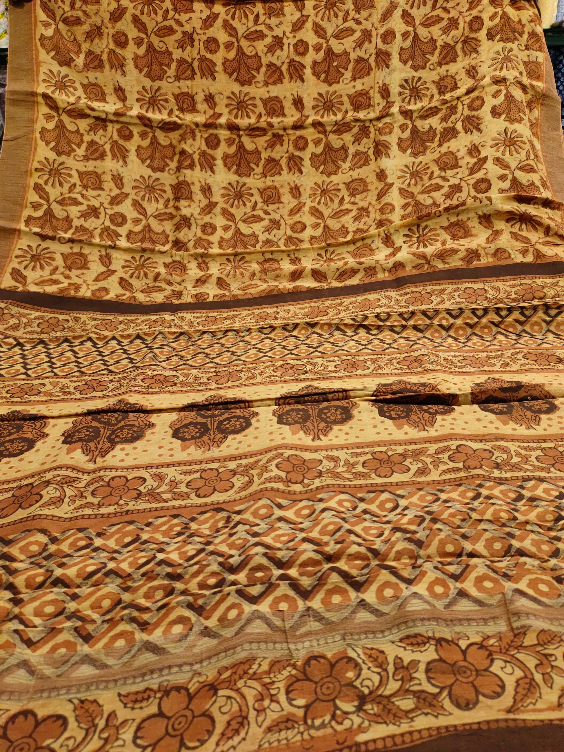 Gicha silk border saree in ajrak