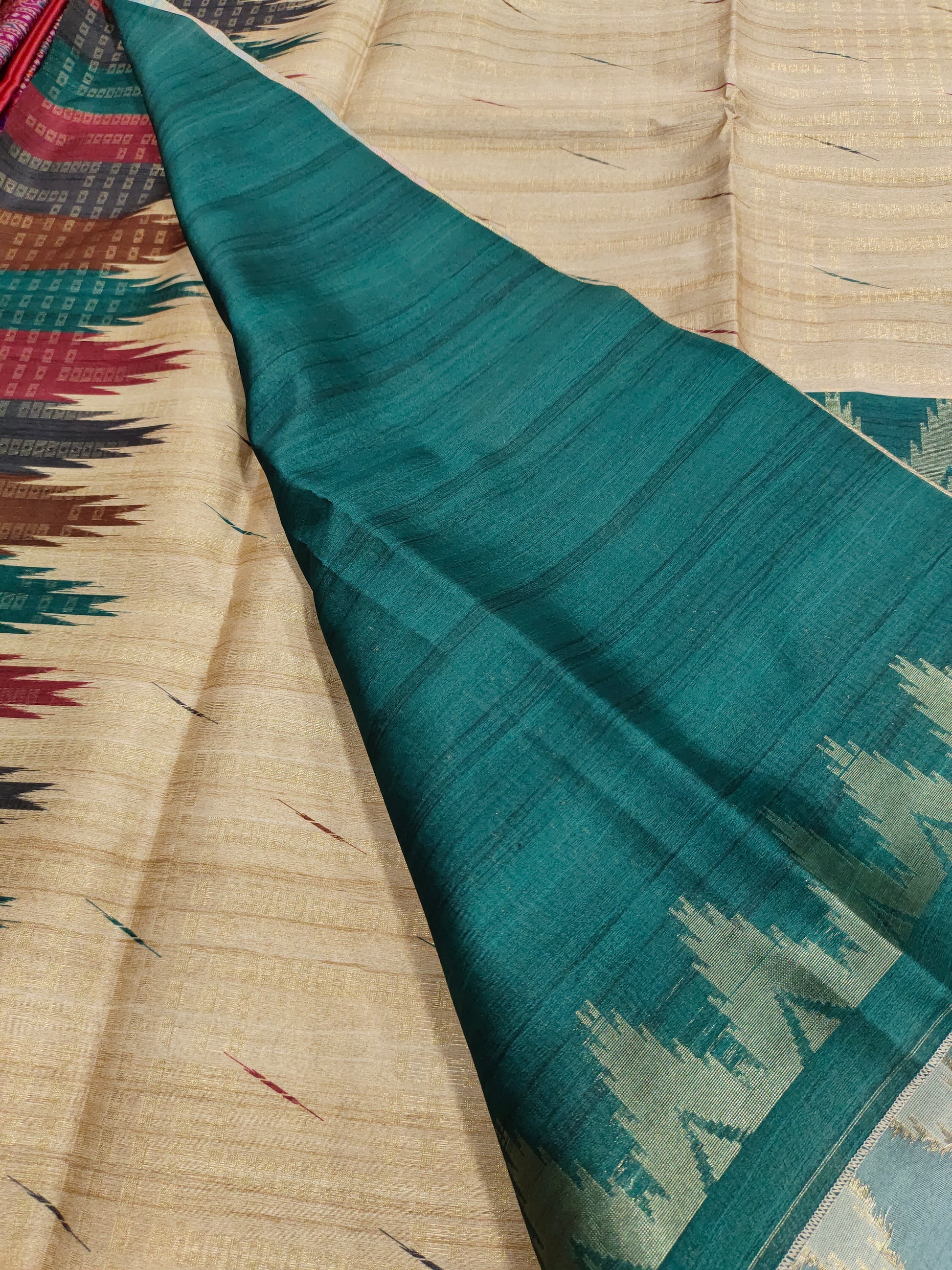 P Tussar temple border saree