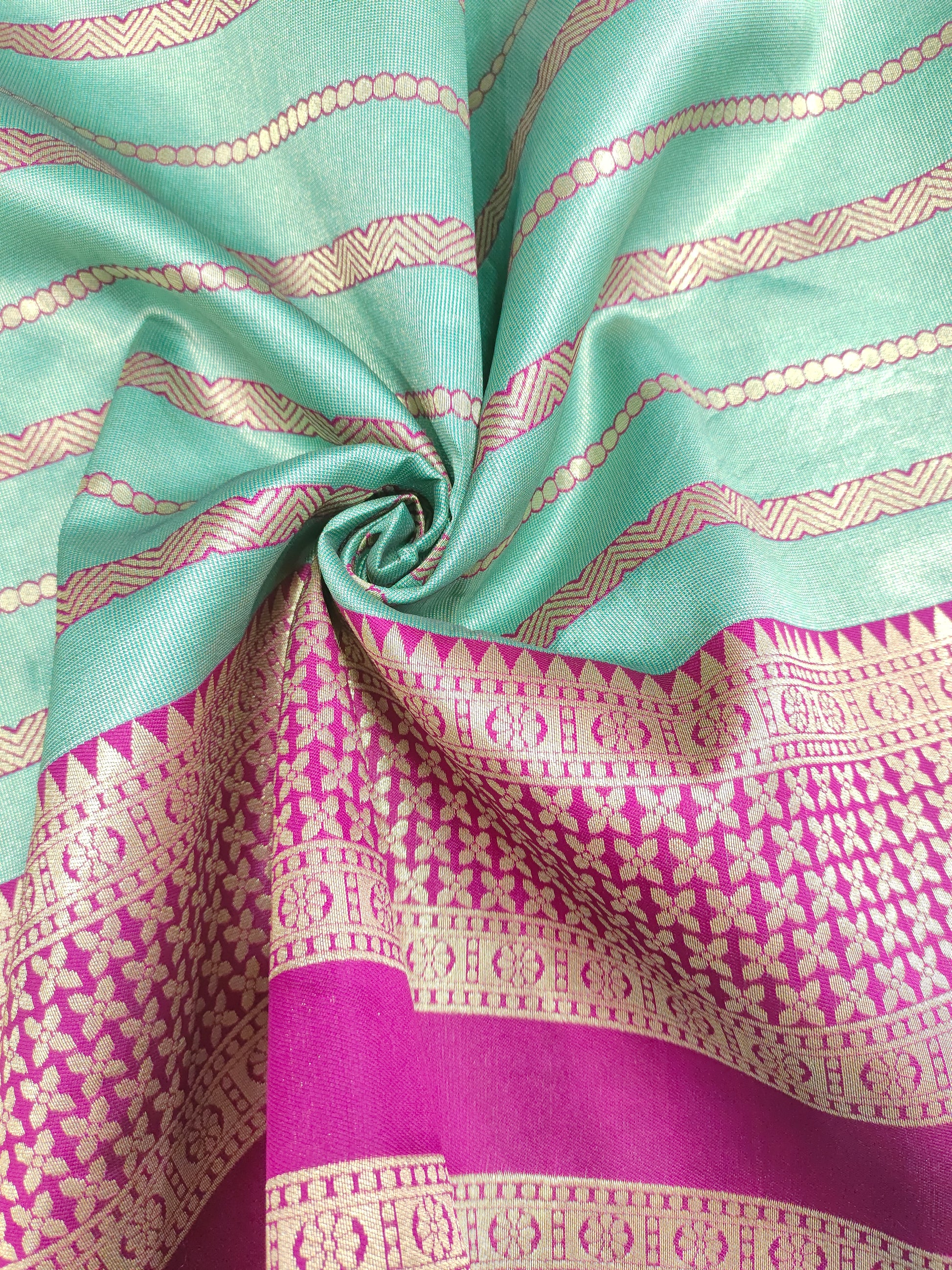 Sea green with magenta color
