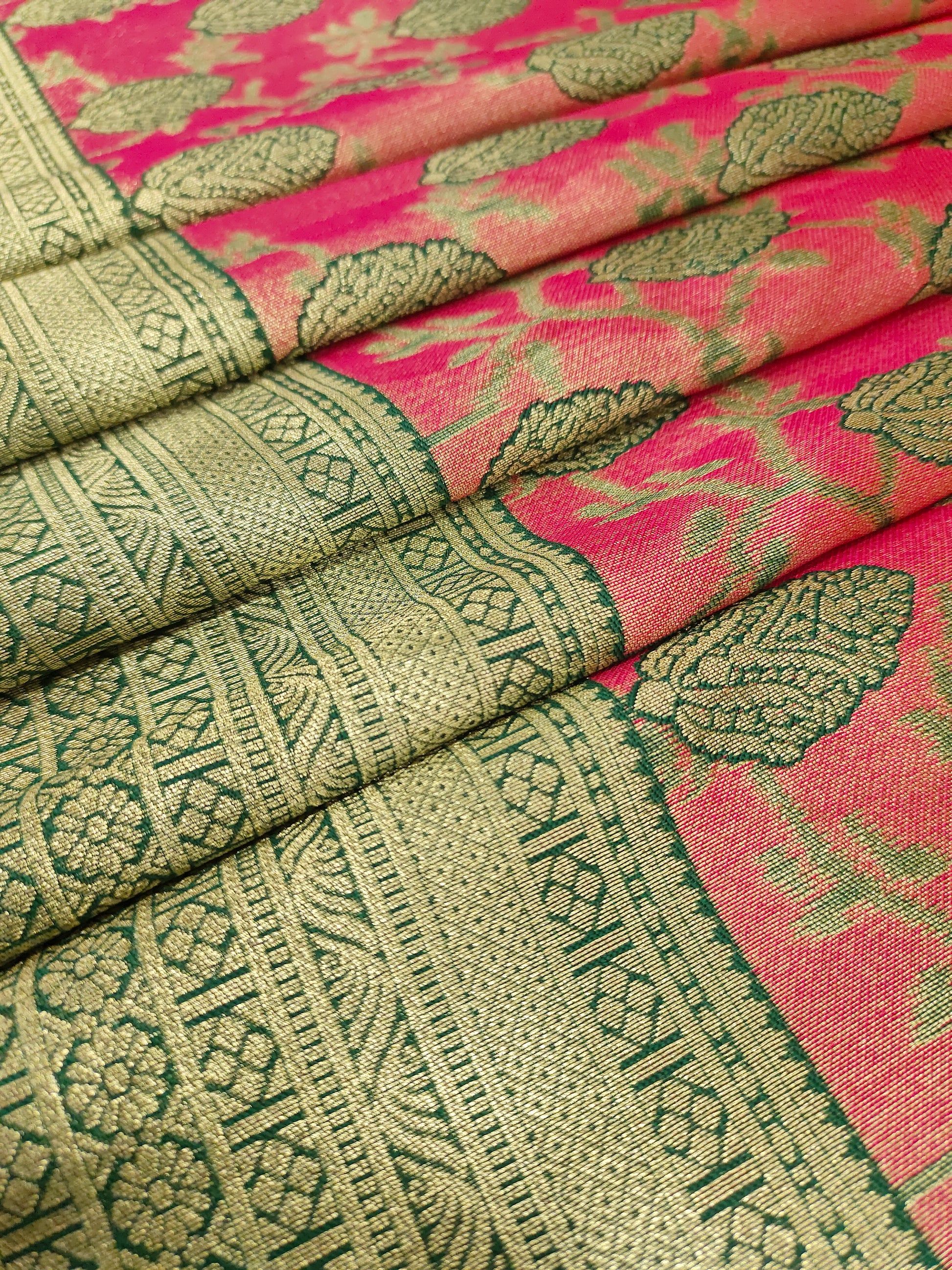 Banarasi silk border with tomato and green color