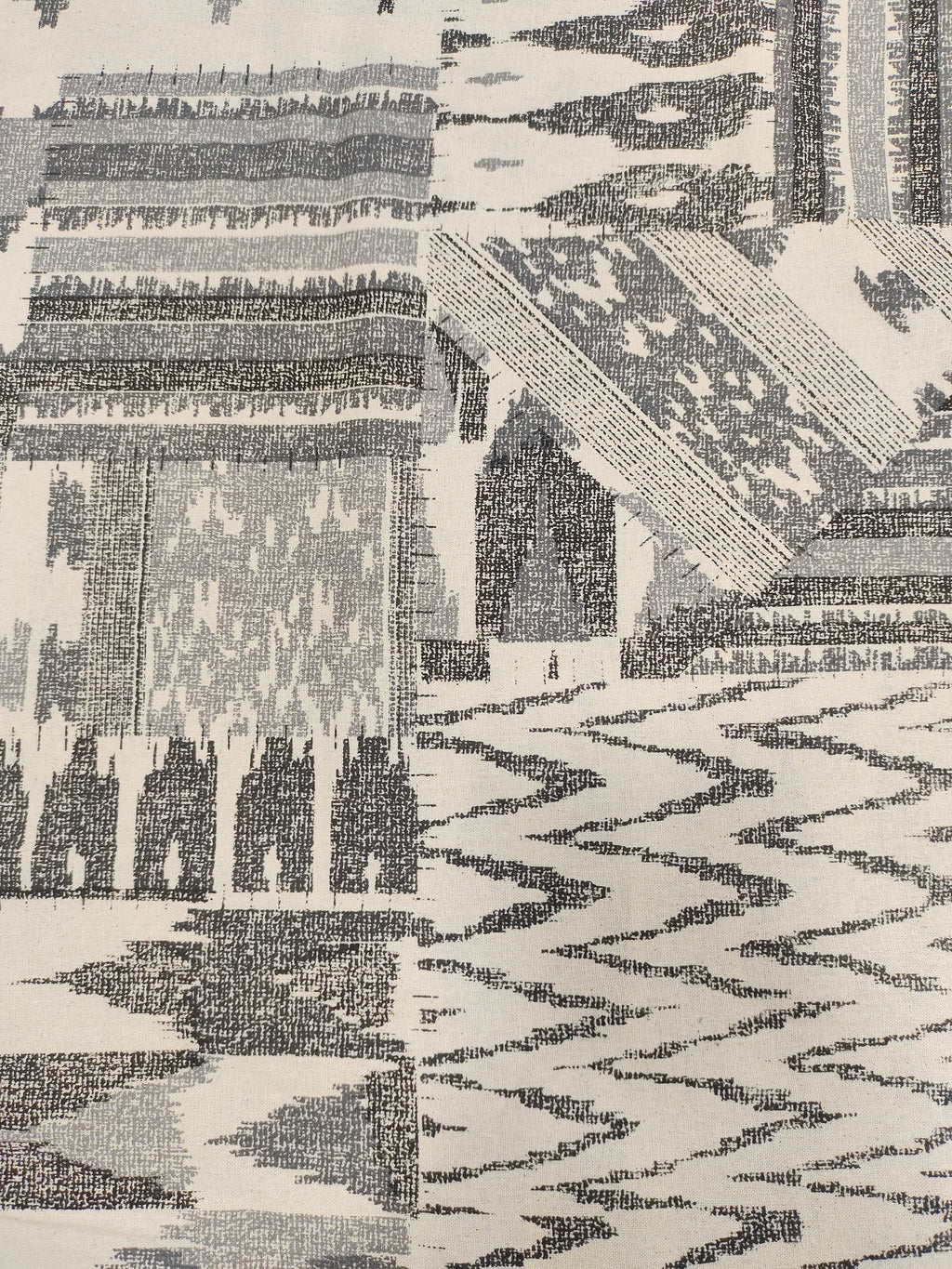 Flex cotton fabric with black and grey print