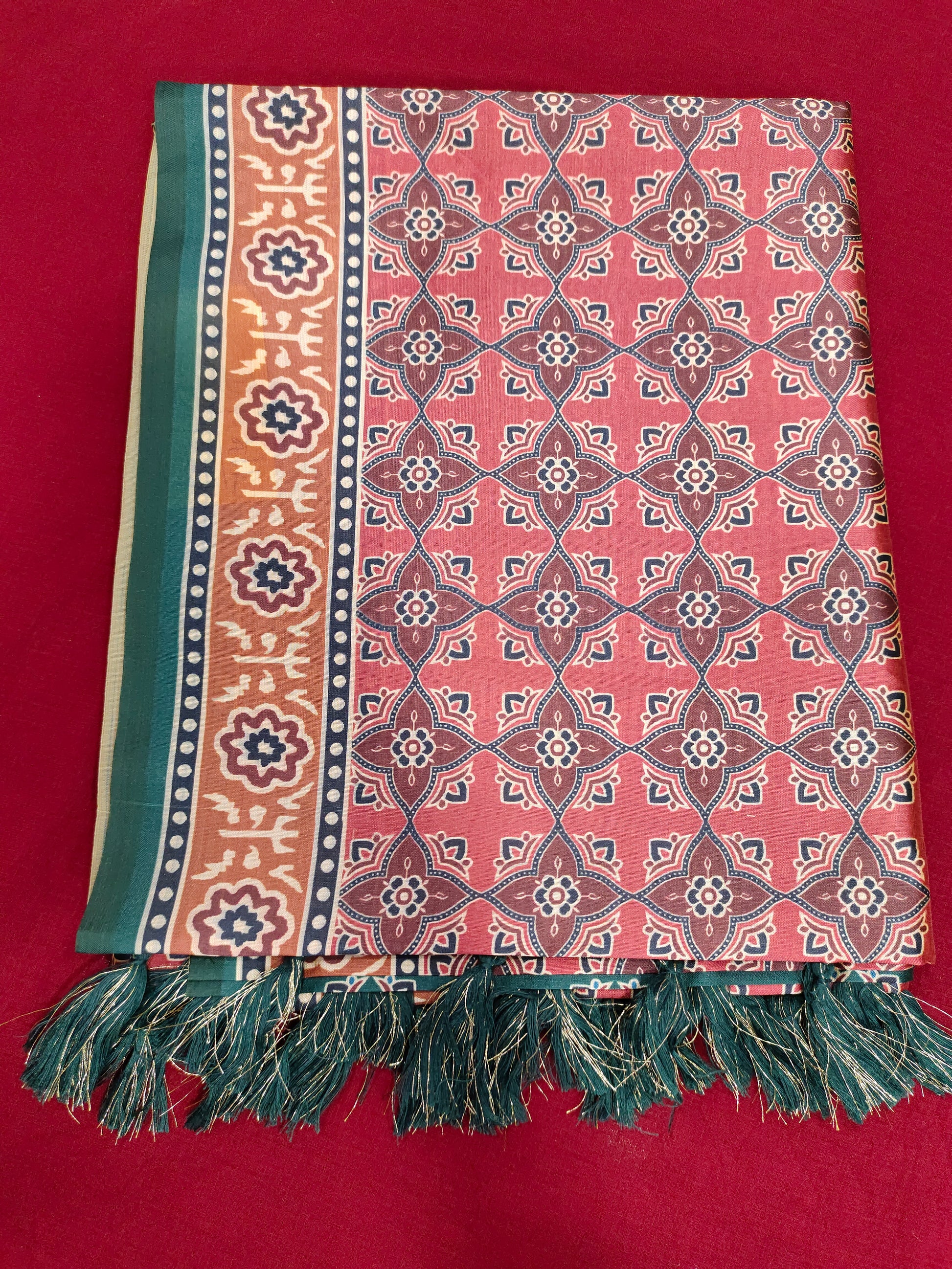 Diya silk marron in color
