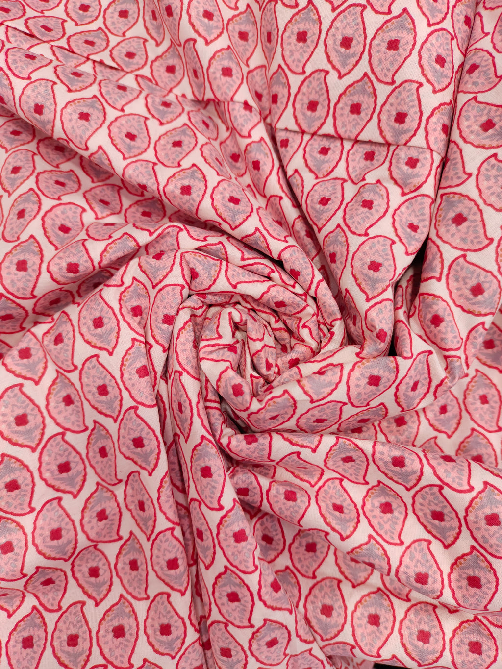 Cooton pink leaves screen print