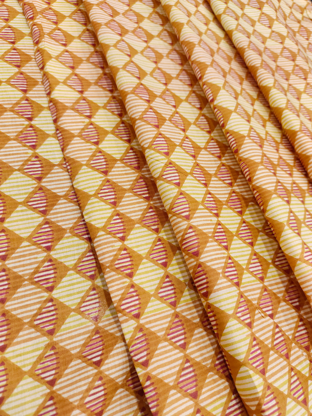 Super voile checks in rust and yellow.