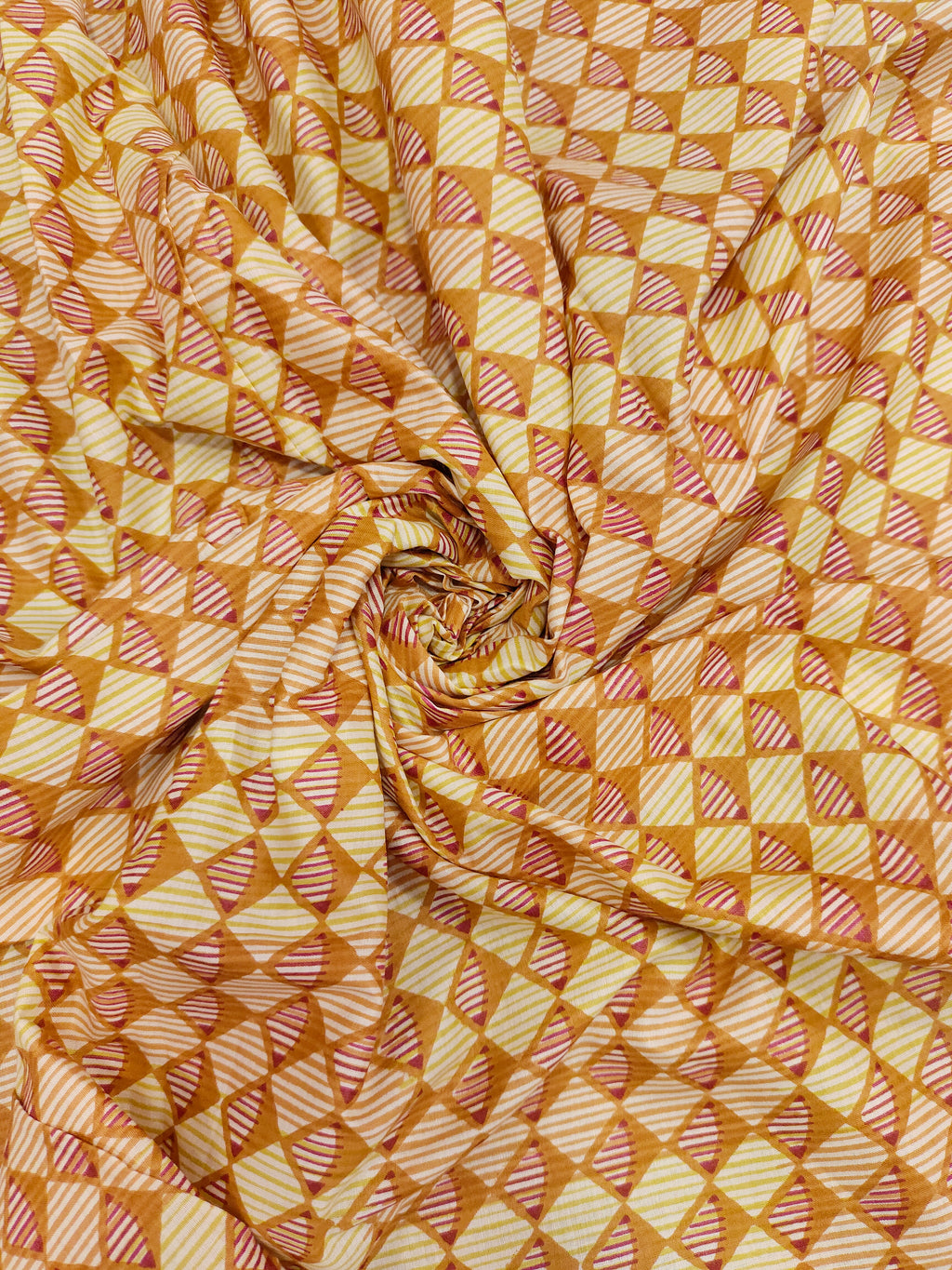 Super voile checks in rust and yellow.