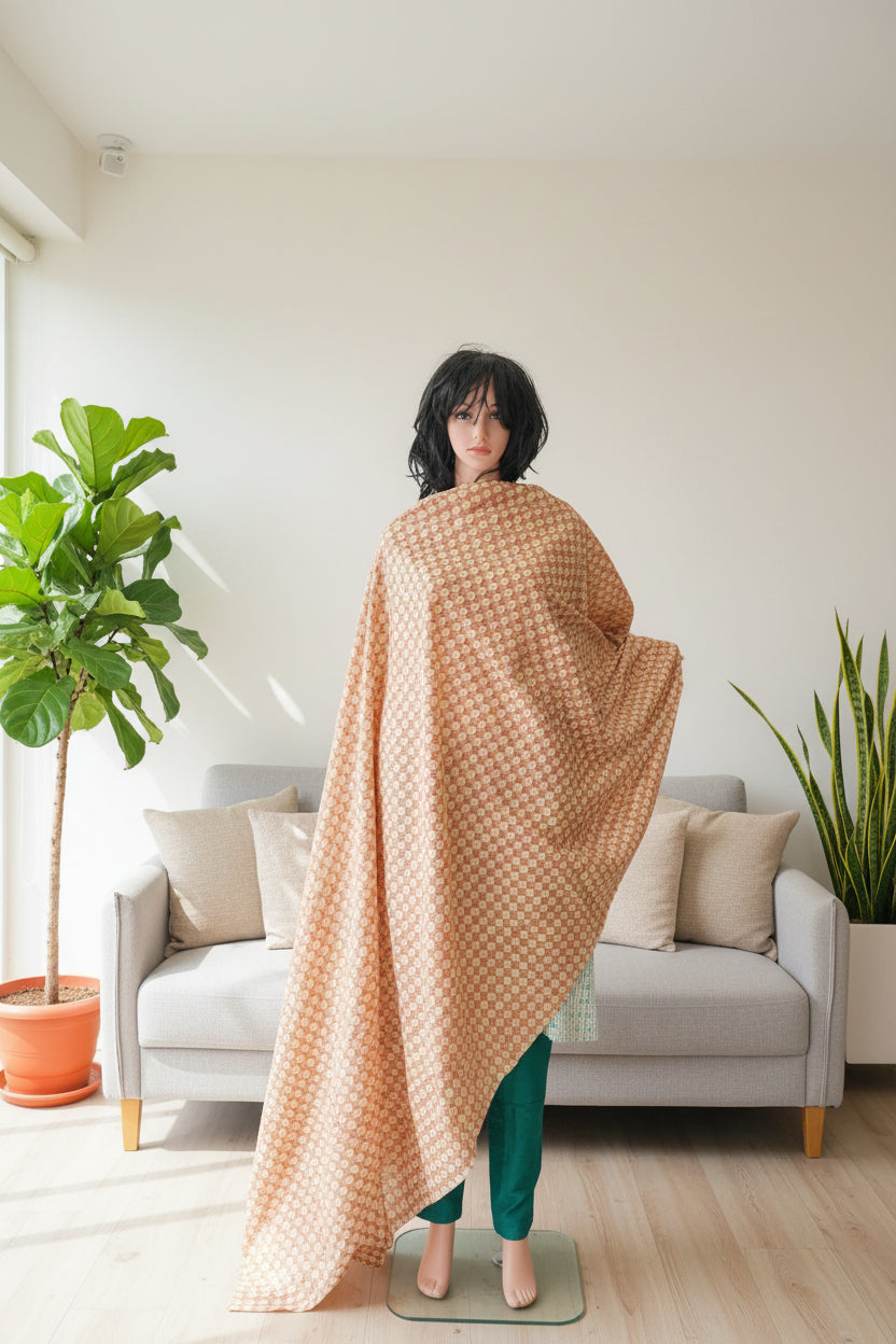 Super voile checks in rust and yellow.