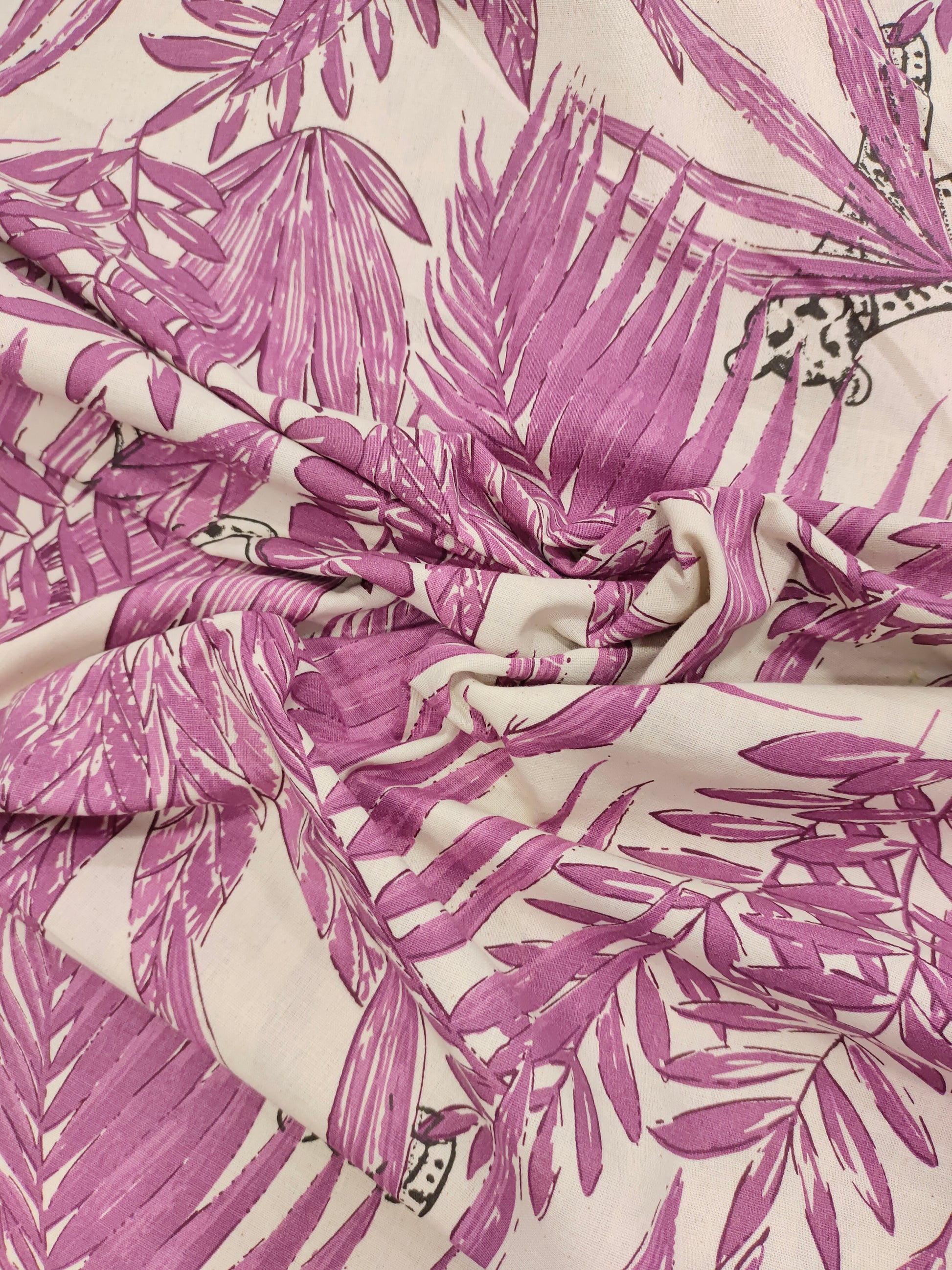 Flex cotton jungle print in lavender color