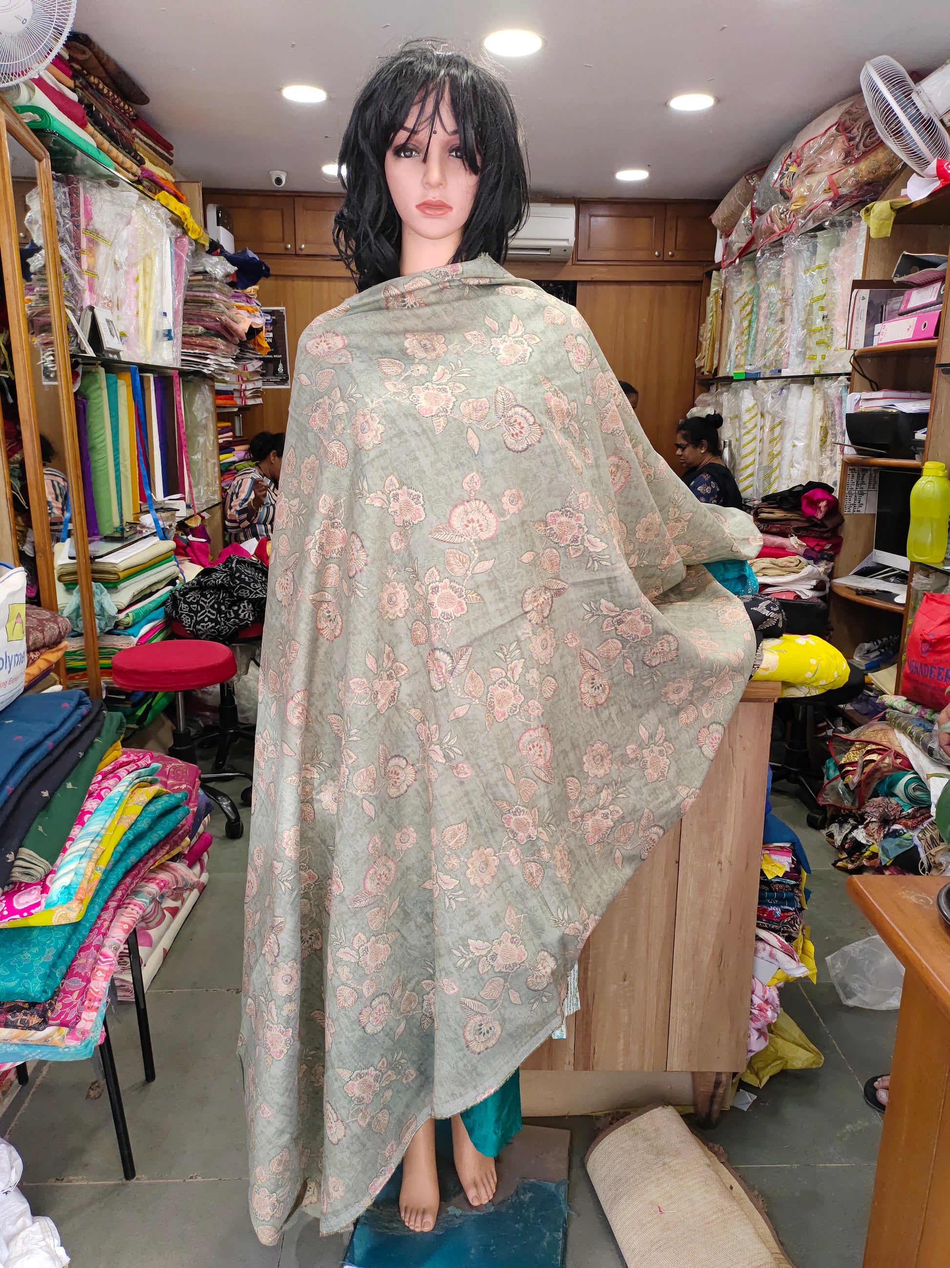 Light green linen aisha print with pink and gold foile.