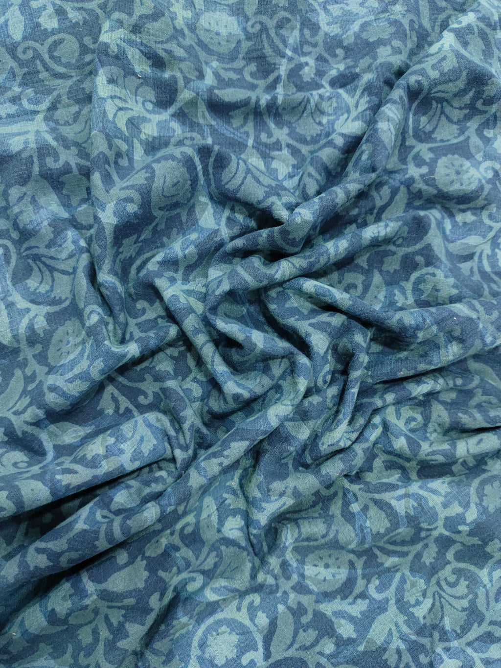 Indigo multi daboo in blue color