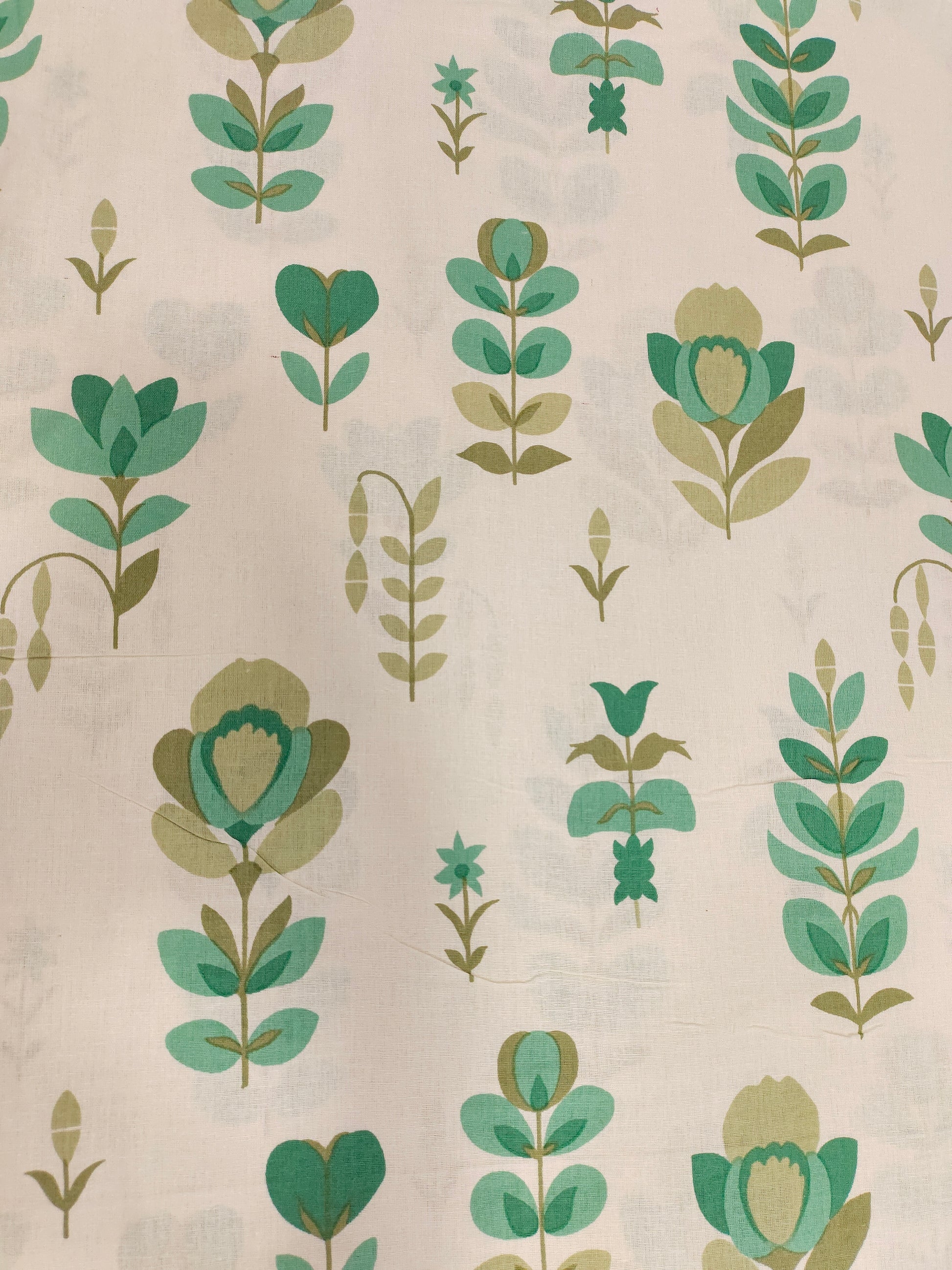 Cream cotton flex big floral print wit 2 colors of green.